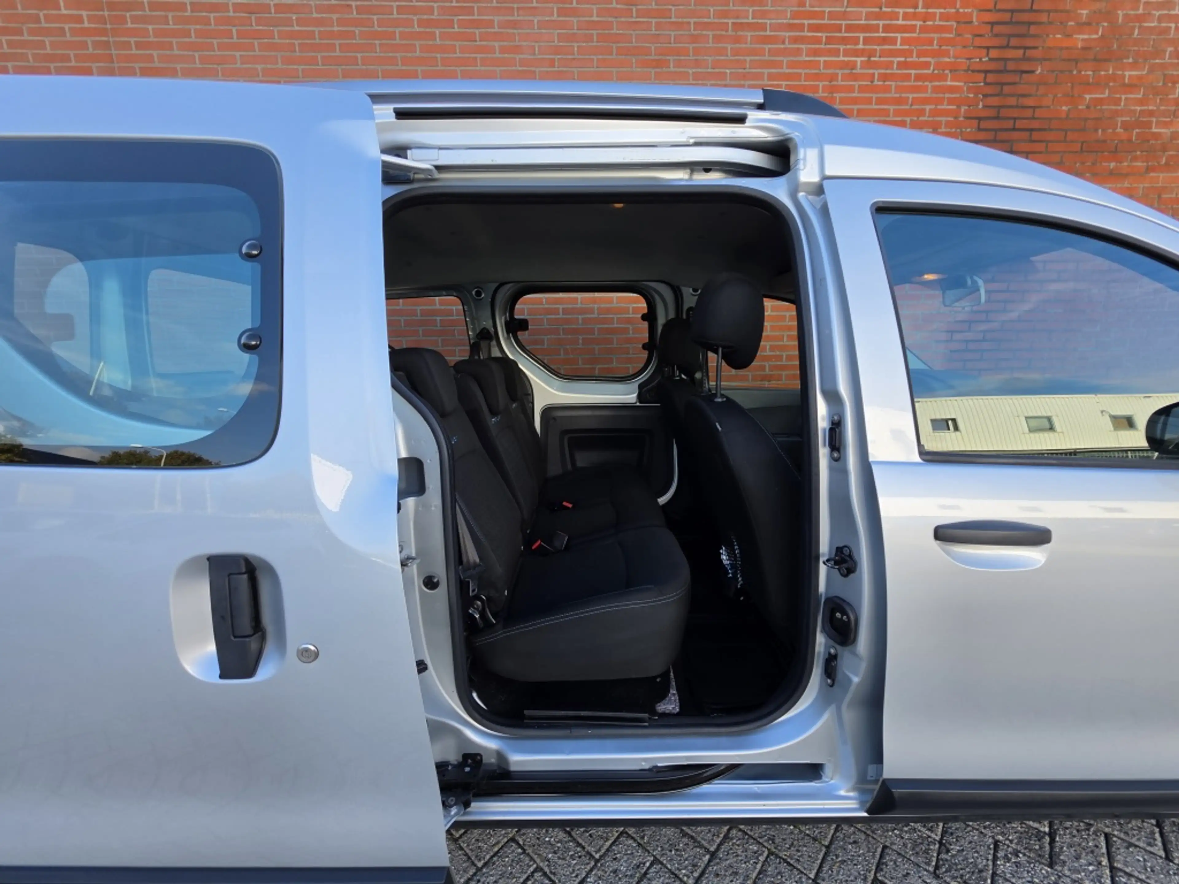 Dacia Dokker 1.2 TCe Ambiance 115PK LPG-G3 Airco Trekhaak Nieuw — photo 28