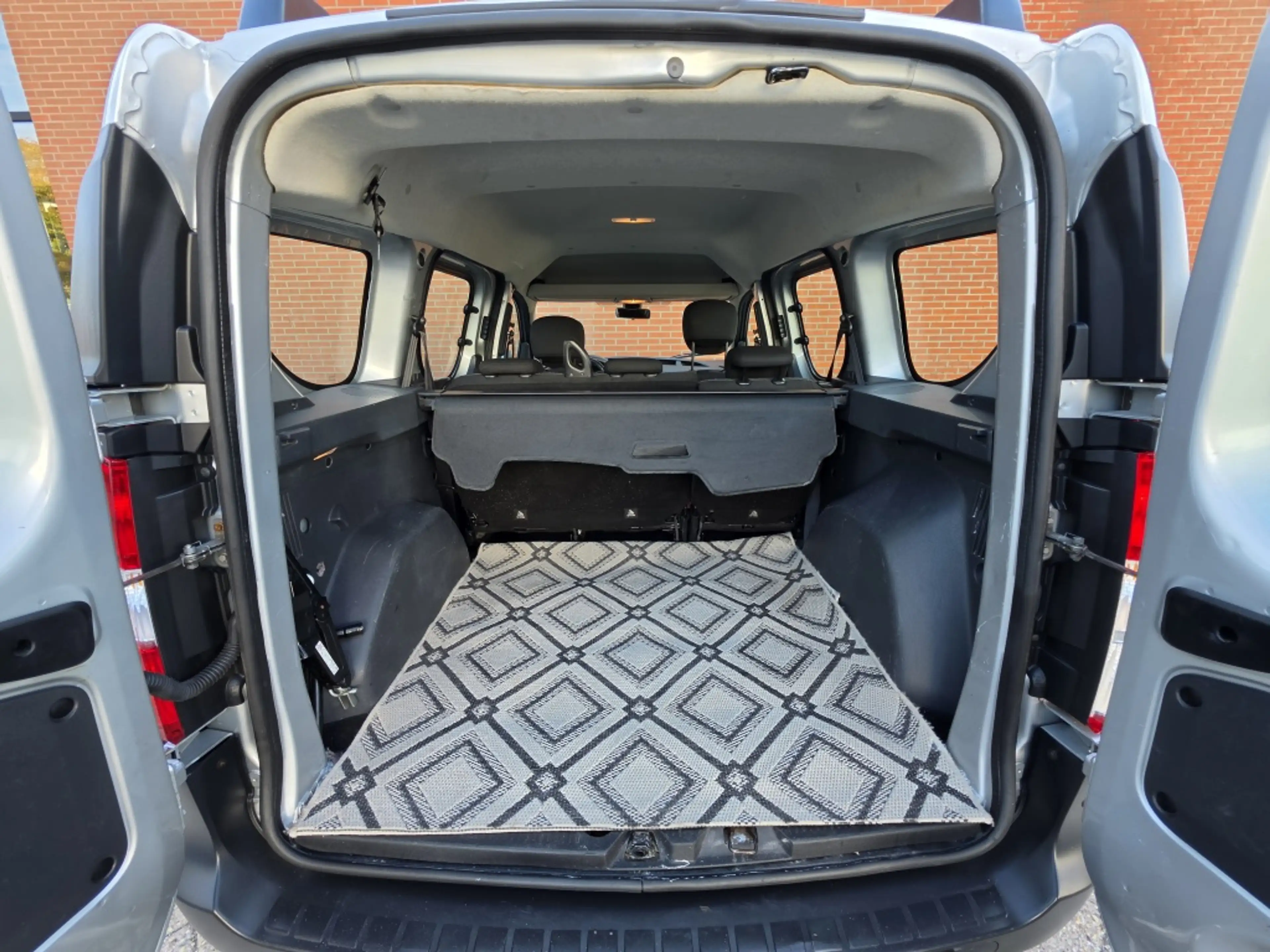 Dacia Dokker 1.2 TCe Ambiance 115PK LPG-G3 Airco Trekhaak Nieuw — photo 7