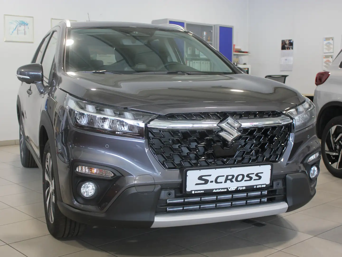 Suzuki S-Cross 1.4 Boosterjet Hybrid ALLGRIP Comfort+ Grau - 2