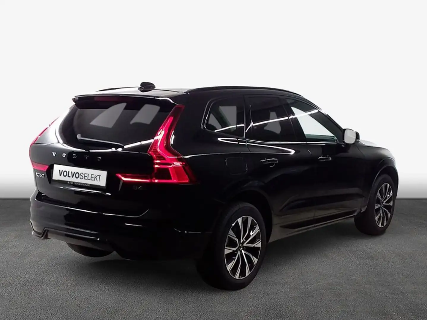 Volvo XC60 XC60 B4 D AWD Plus Dark Zwart - 2