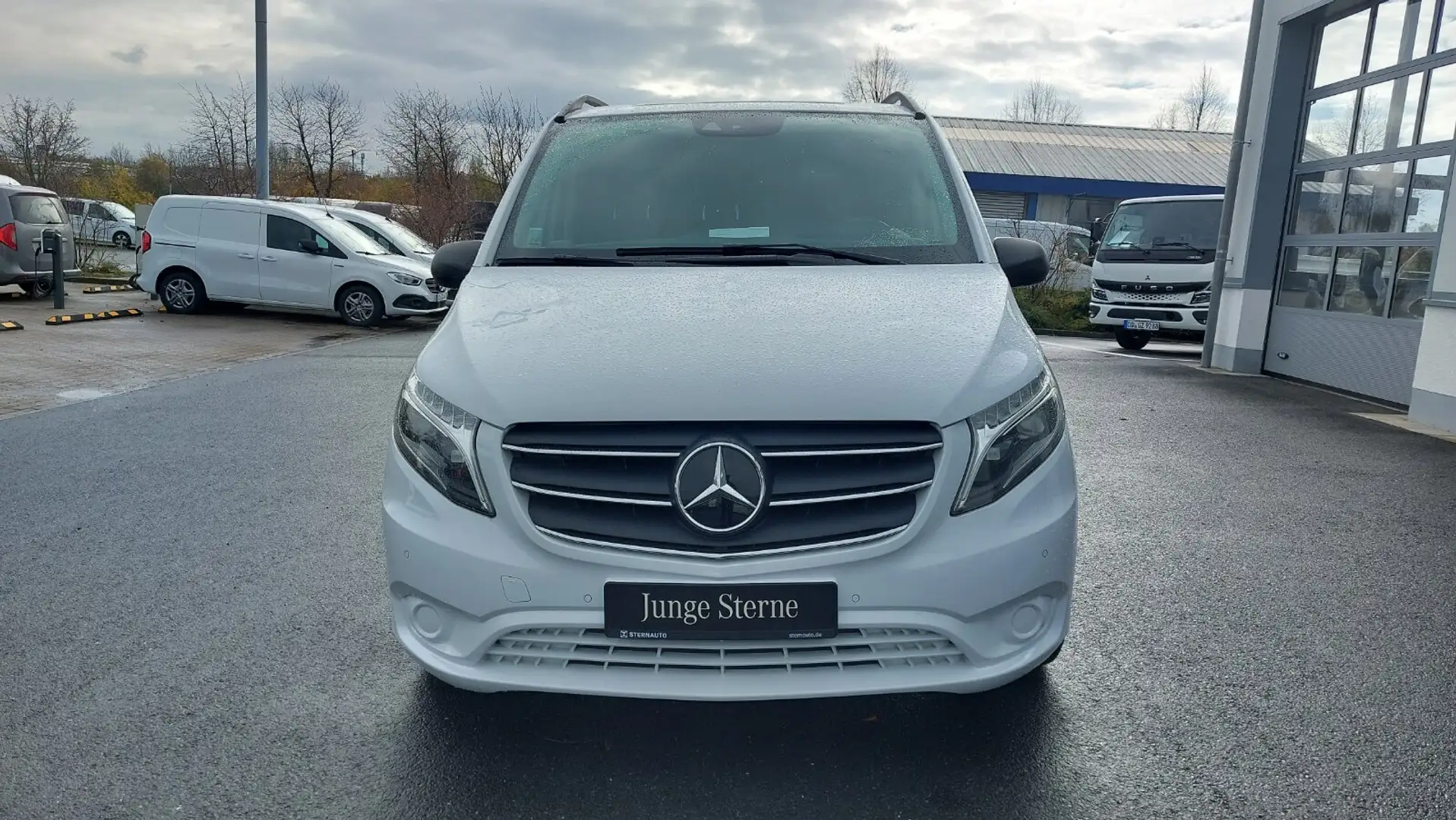 Mercedes-Benz Vito Vito 116 CDI Ka/L LED STH AHK 2,5t NAV AUTOMATIK Blanc - 2