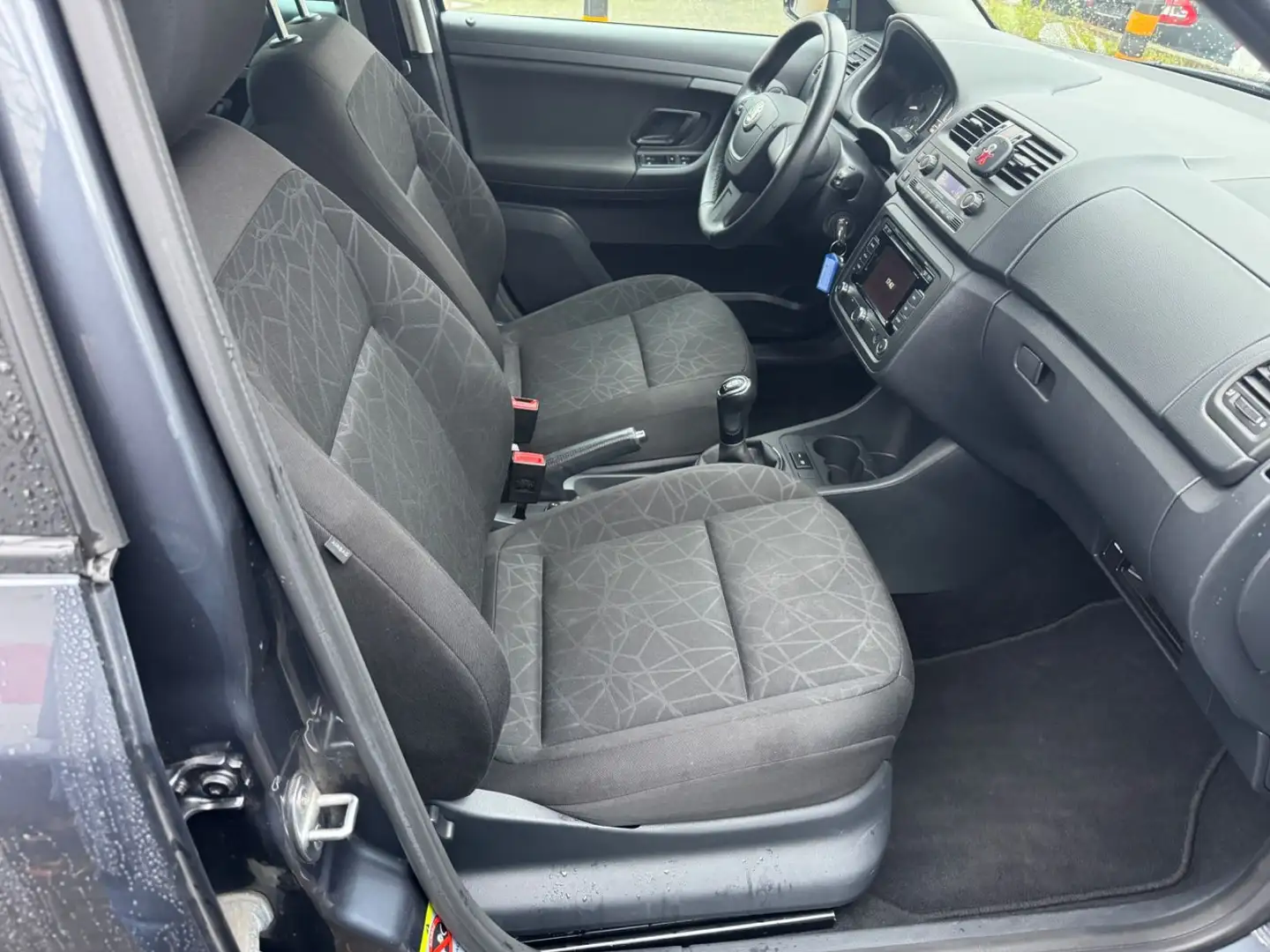 Skoda Fabia Combi Family Navigation Grau - 2