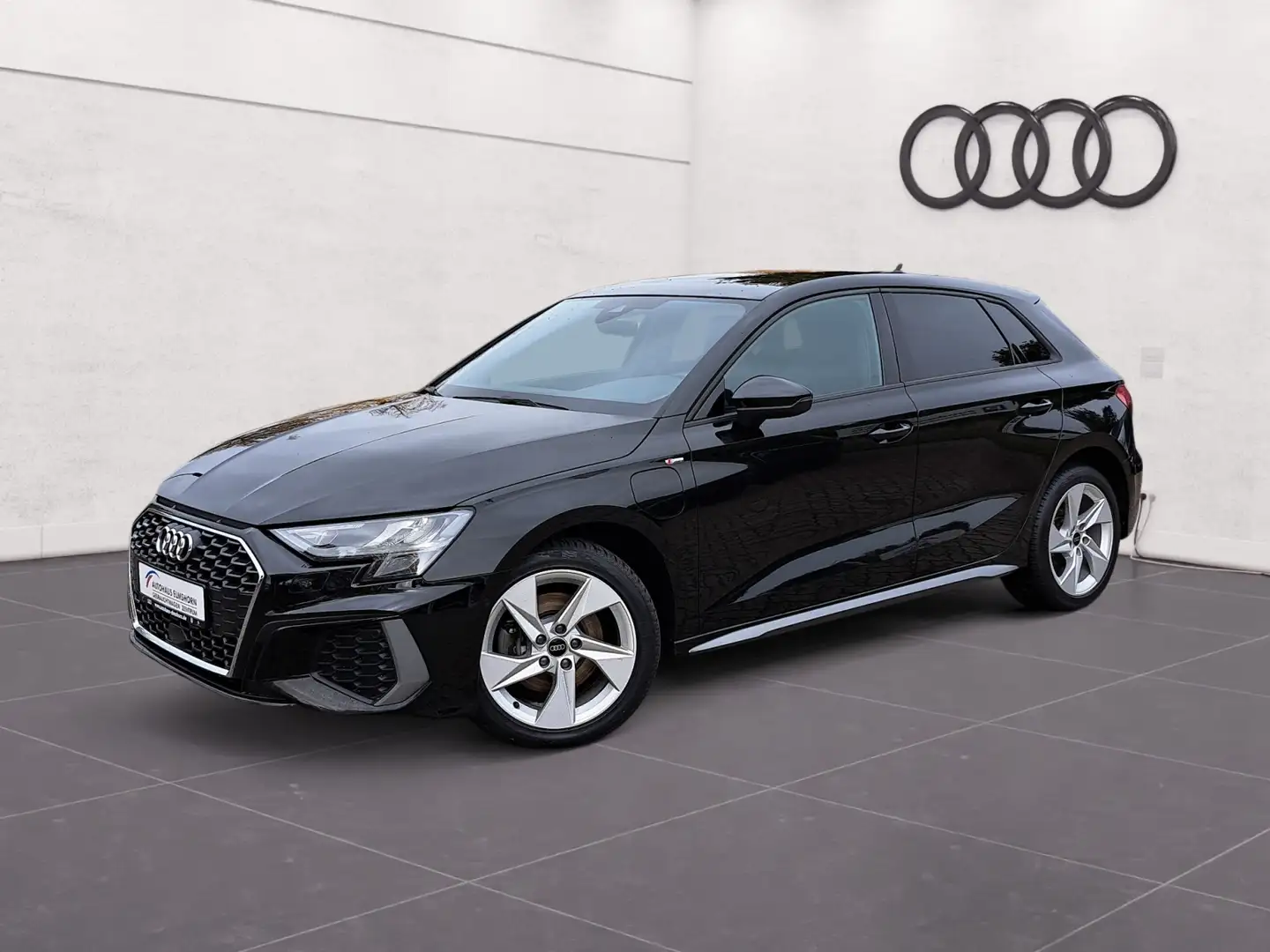 Audi A3 Sportback S line 40 TFSIe S tronic PANO APP KAM G Schwarz - 2