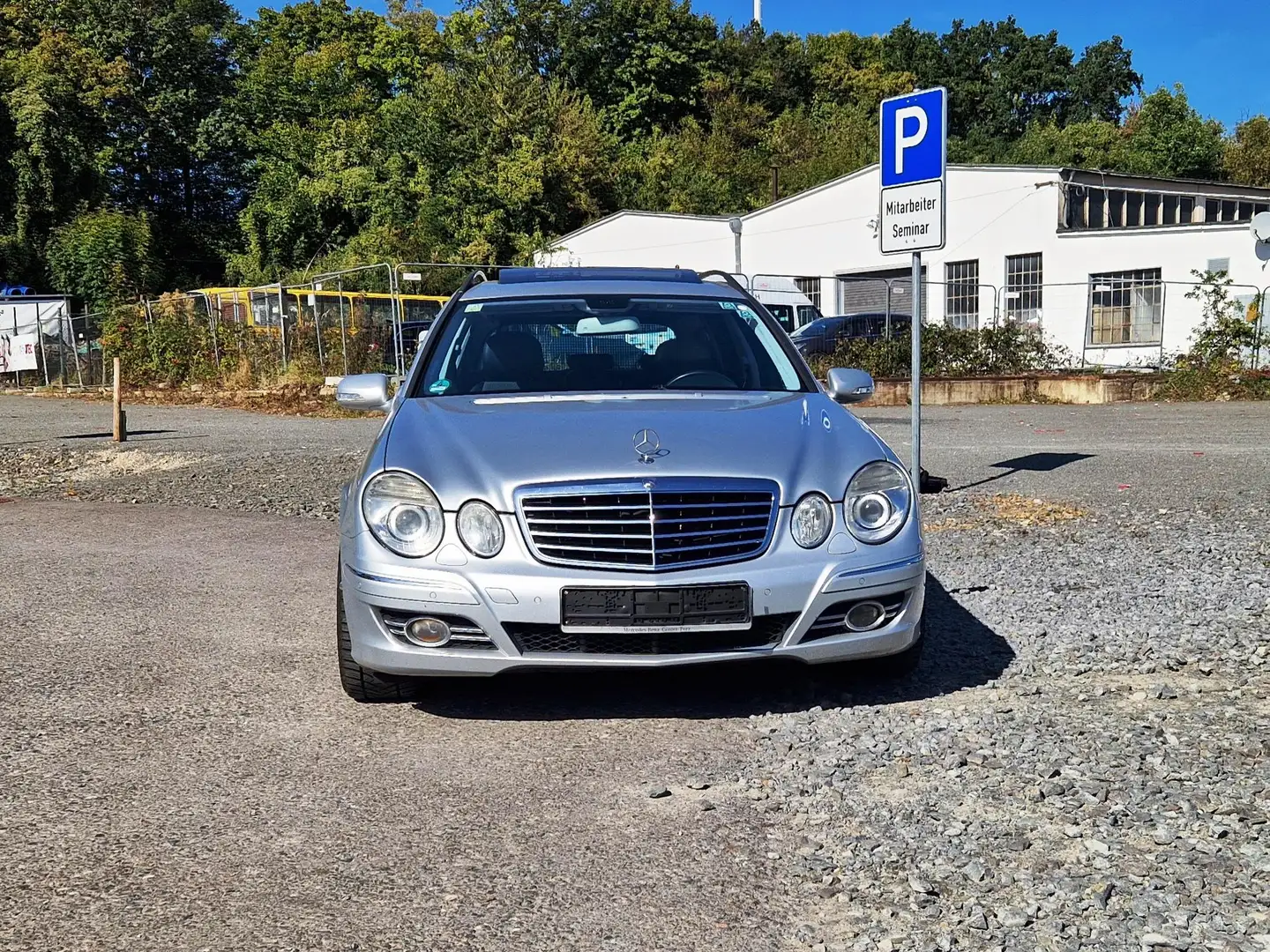 Mercedes-Benz E 200 E 200 T Avantgarde/Teilleder/Klima/Schiebedach/ABS Grijs - 2