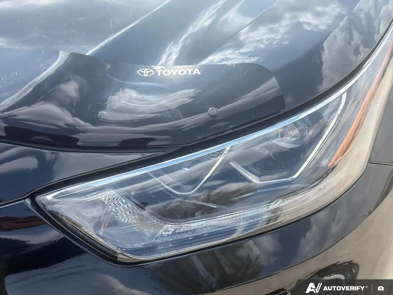 Toyota Highlander снимка Toyota Highlander