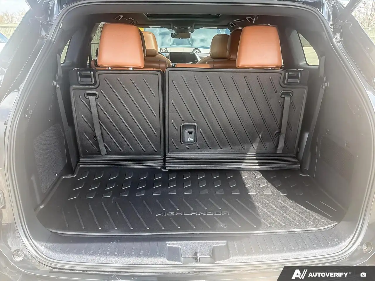 Toyota Highlander снимка Toyota Highlander