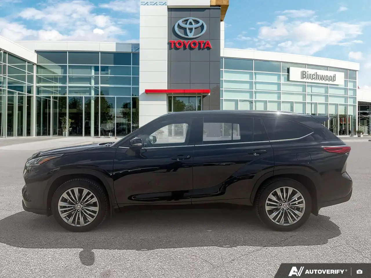 Toyota Highlander снимка Toyota Highlander