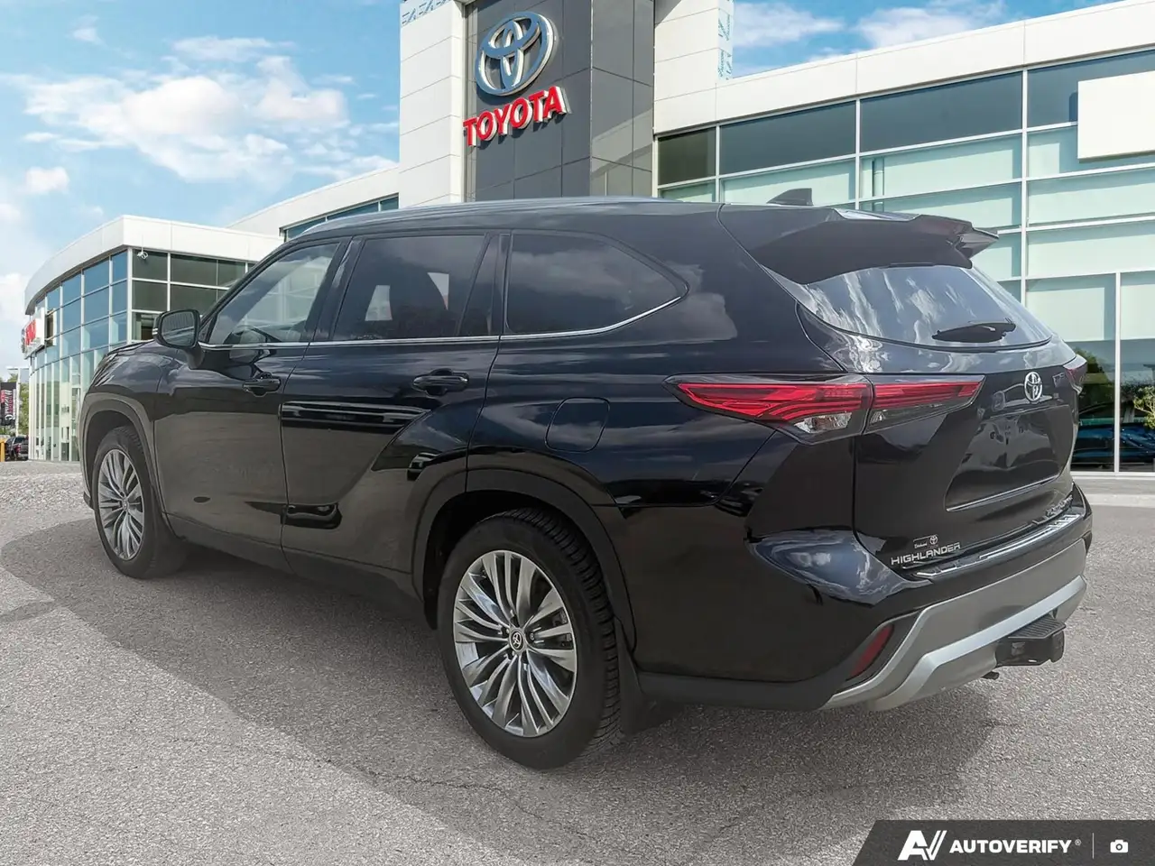 Toyota Highlander снимка Toyota Highlander