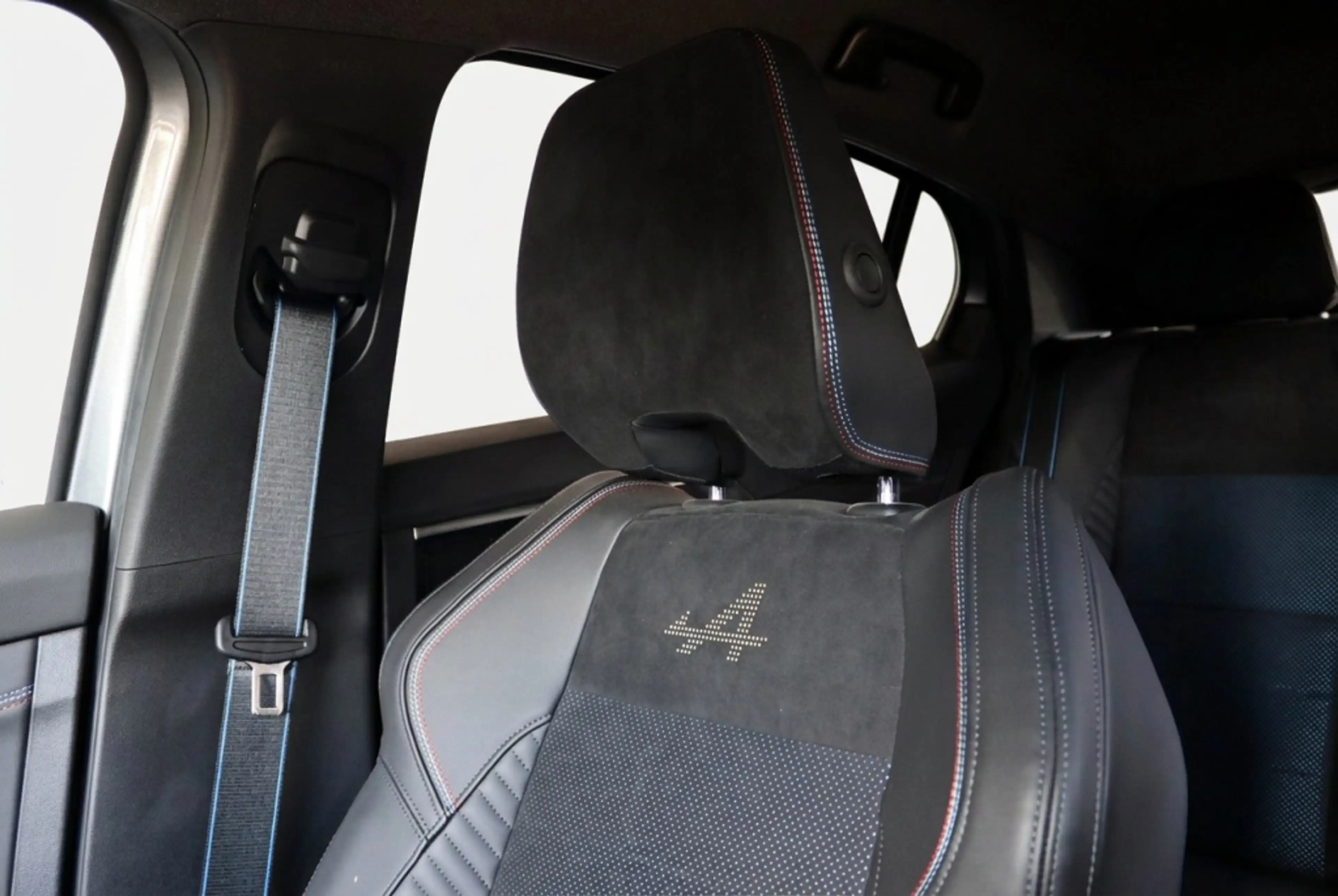 Renault Rafale 1.2 E-Tech Full Hybrid 200 Esprit Alpine | Harman — photo 24