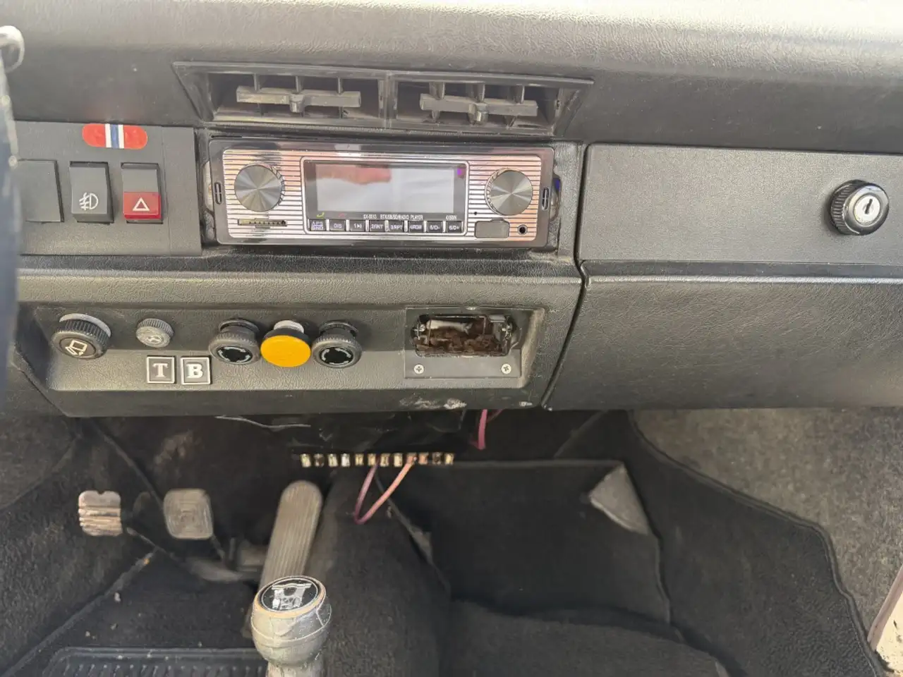 Volkswagen 1303 LS Cabriolet, foto 8