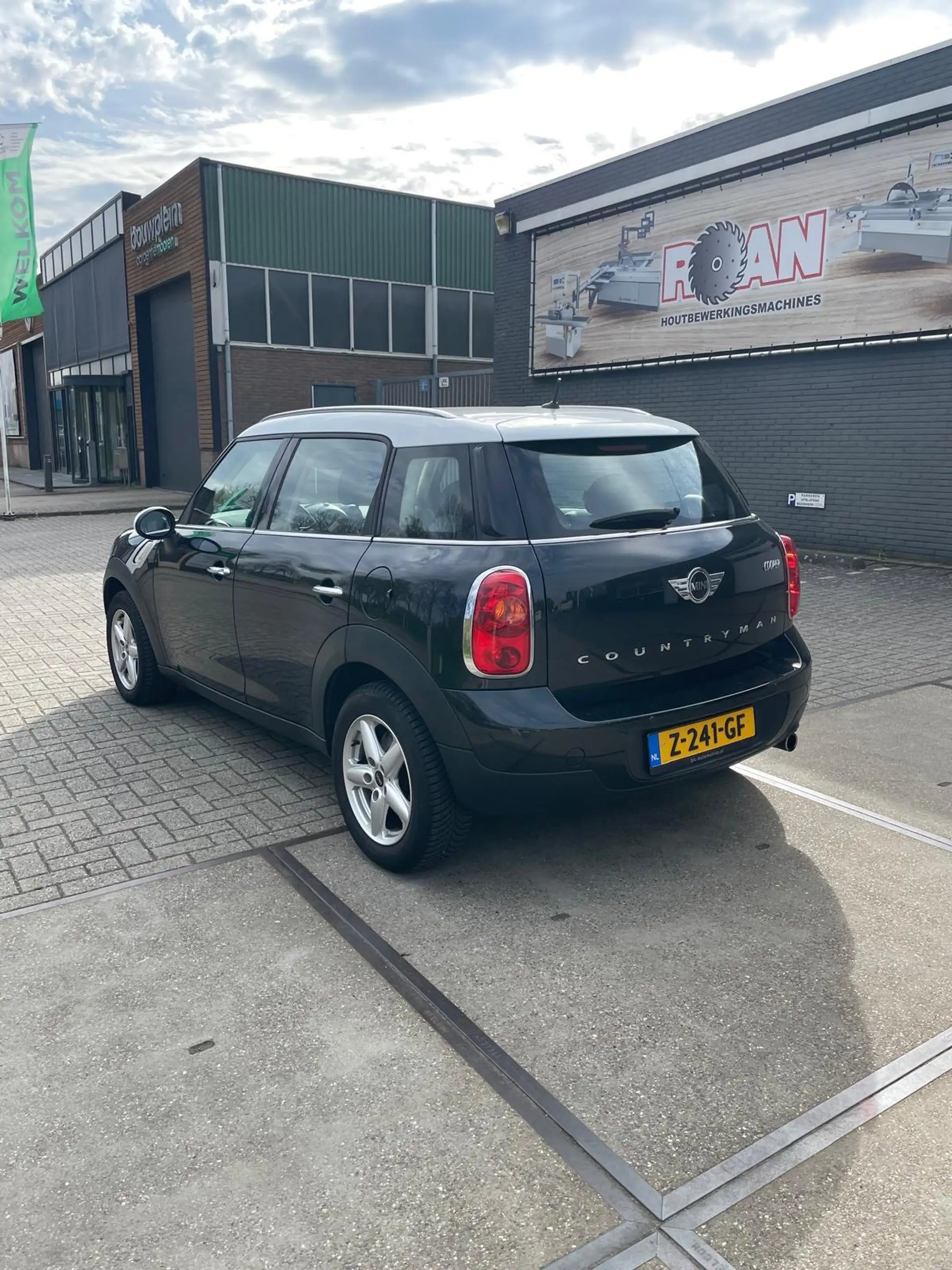 MINI Cooper Countryman 1.6 Pepper (( mooi nette auto ))) — photo 2