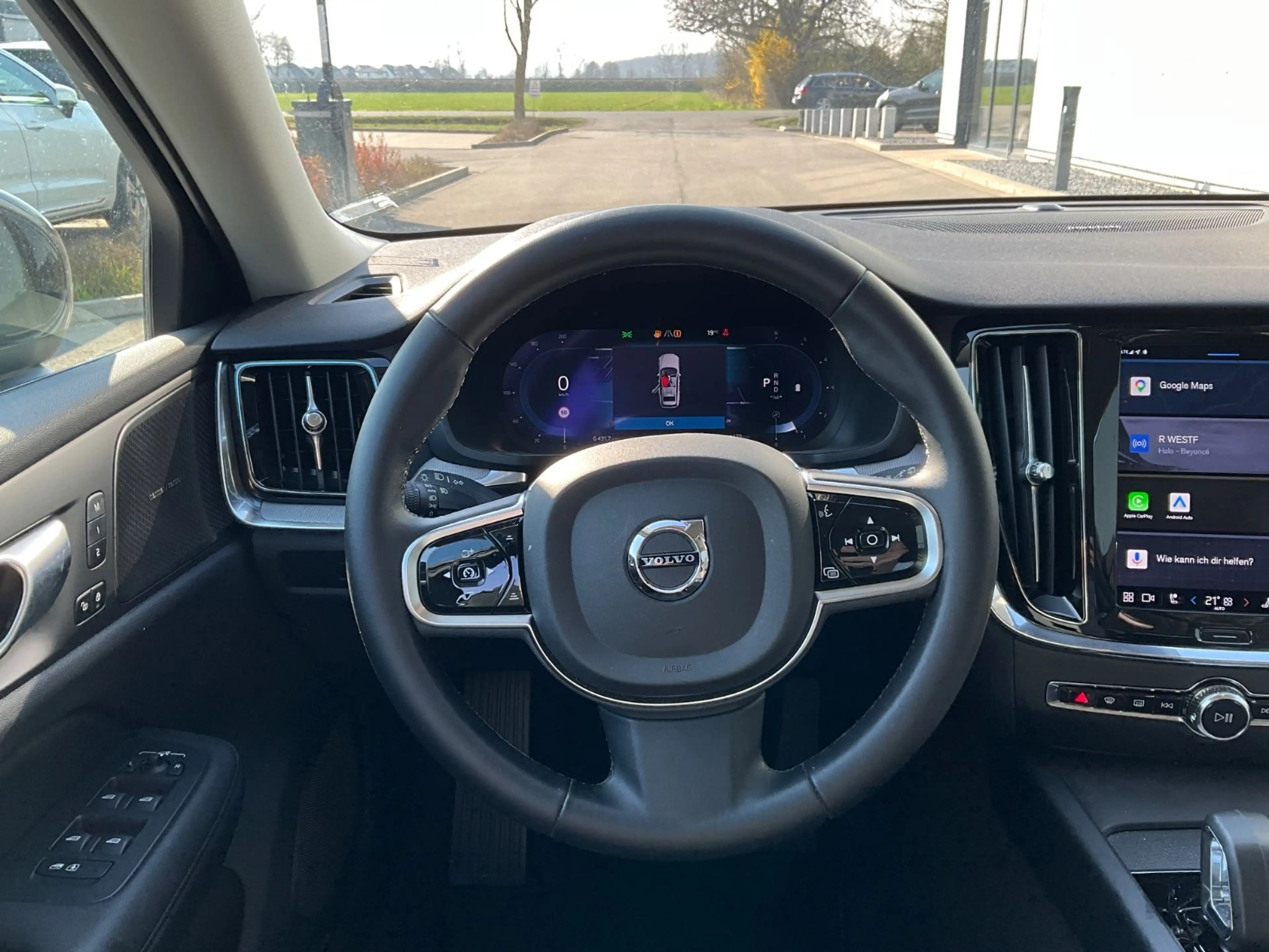 Volvo V60 Cross Country B4 AWD Plus — photo 7