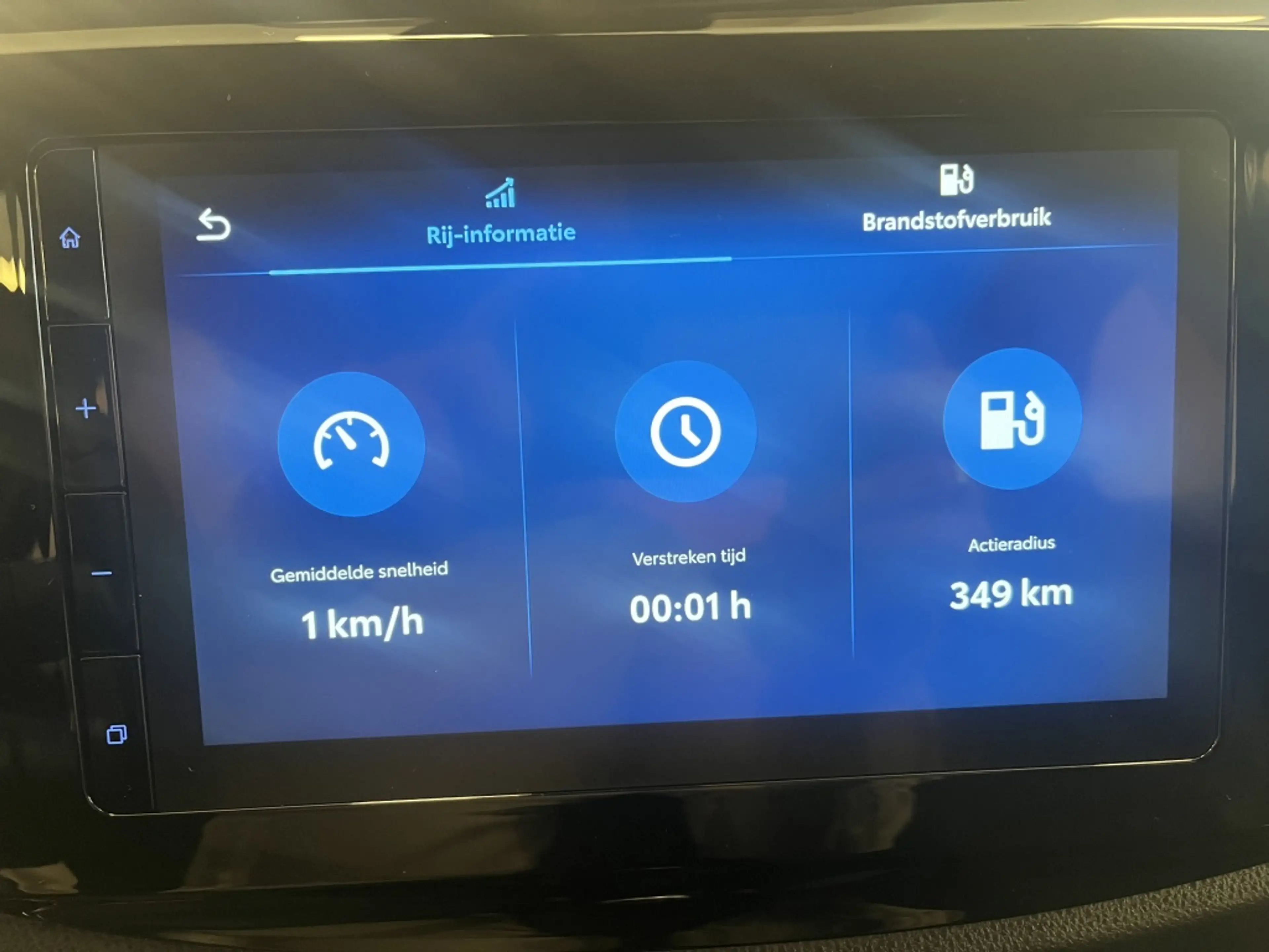 Toyota Aygo X 1.0 VVT-i MT Play — photo 8