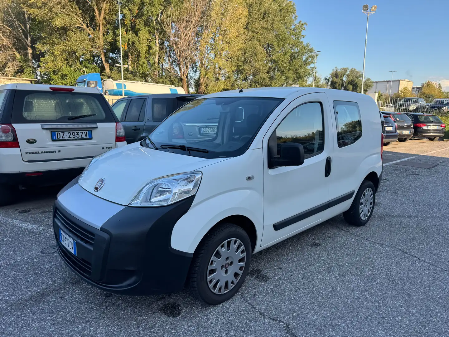 Fiat Fiorino 1.3 MJT 75CV COMBI SEMIVETRATO SX VAN Blanco - 1