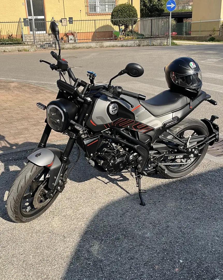 Benelli Leoncino leoncino 125 - 1