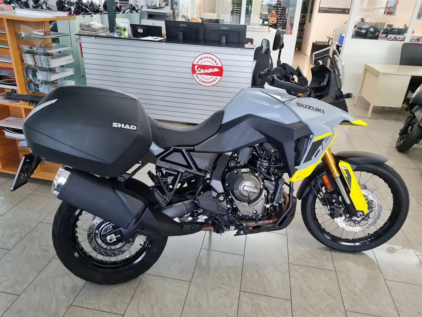 Suzuki V-Strom 800DE Gris - 2