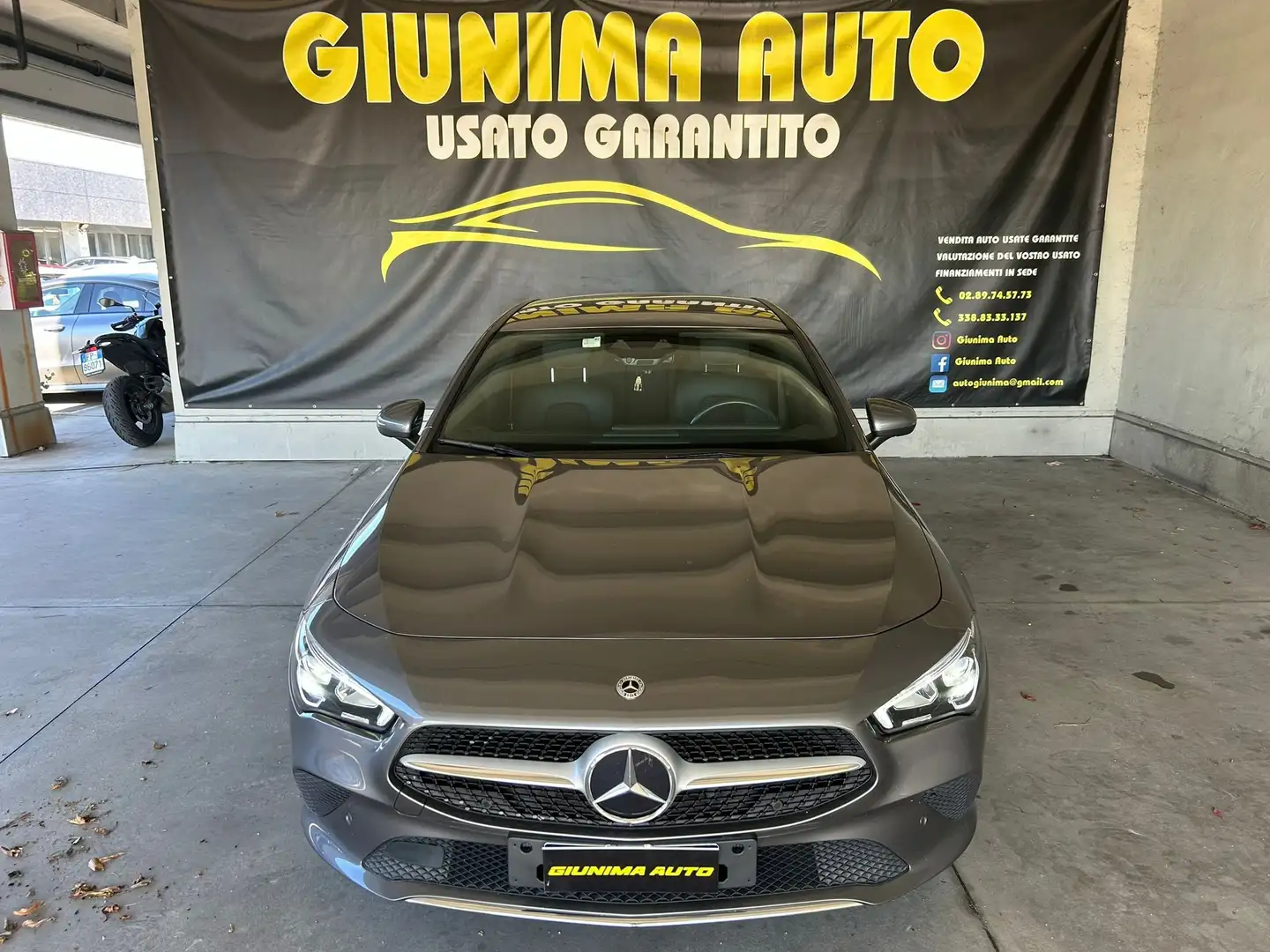 Mercedes-Benz CLA 180 CLA Coupe - C118 Coupe Business auto Gris - 2