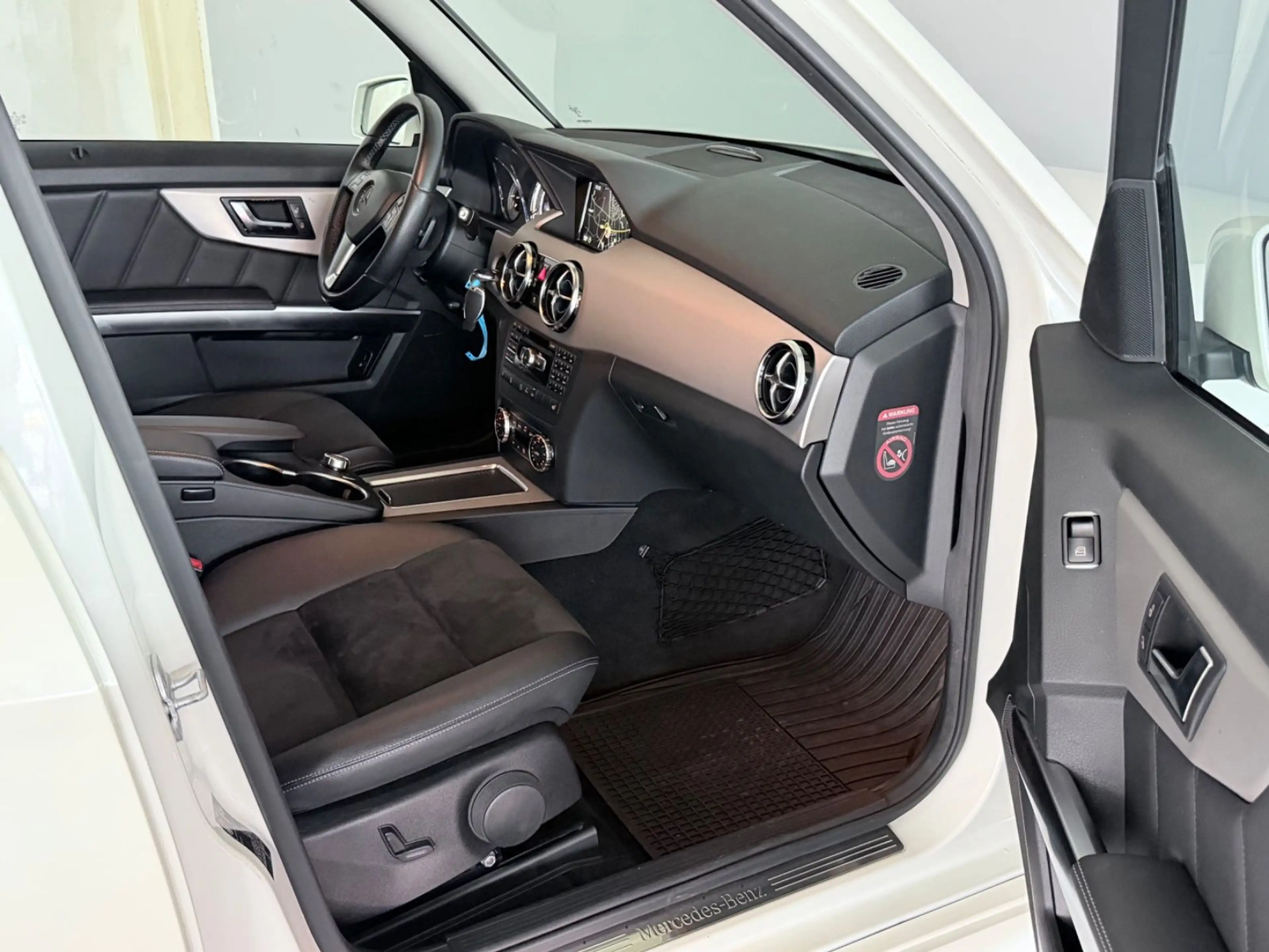 Mercedes-Benz GLK 250 4Matic Harman/Kardon Pano — photo 15