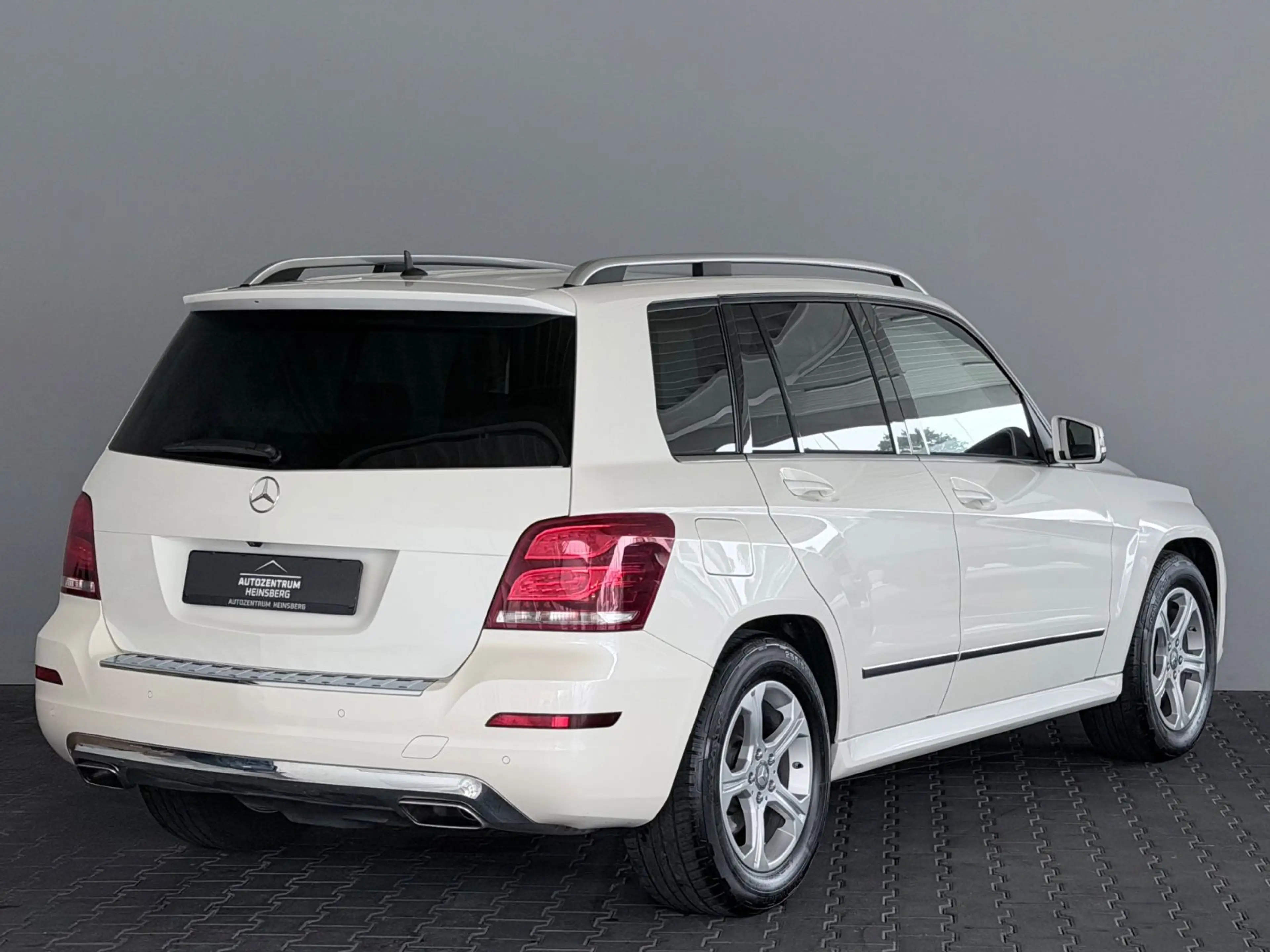 Mercedes-Benz GLK 250 4Matic Harman/Kardon Pano — photo 4