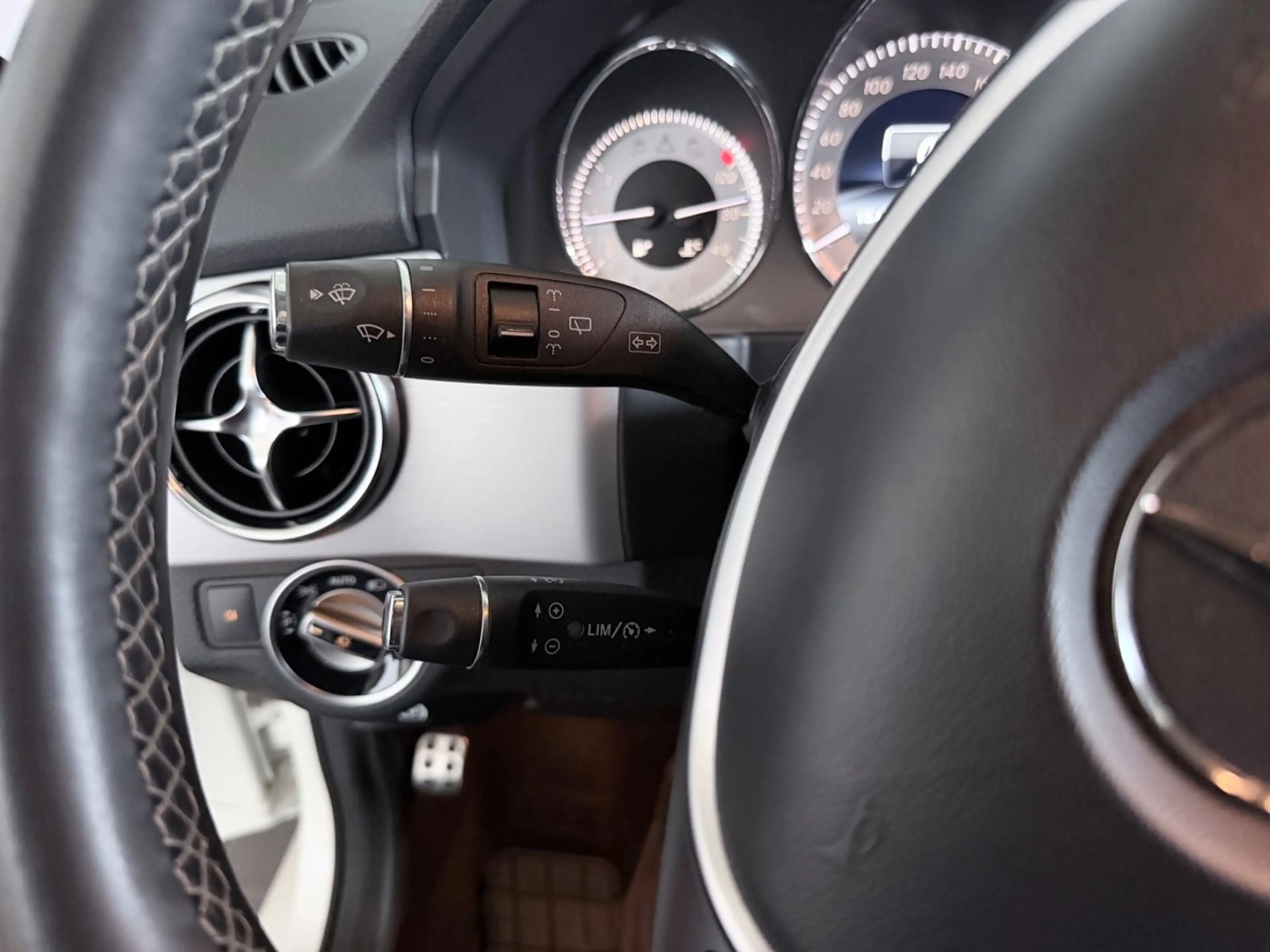 Mercedes-Benz GLK 250 4Matic Harman/Kardon Pano — photo 11
