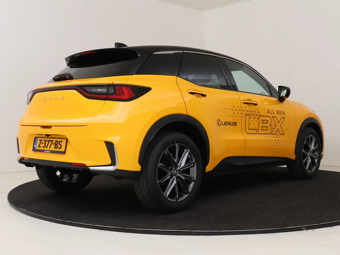Lexus LBX Relax 2WD | Memory Seat | Mark Levinson | 360 Came Yellow - 2