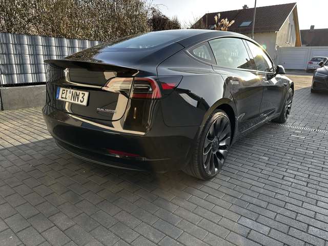 Tesla Model 3 Performance EnhancedLangstreckenbatt.schwarz/weiß