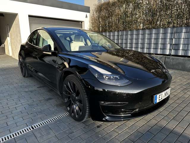 Imagine Tesla Model 3 Performance EnhancedLangstreckenbatt.schwarz/weiß