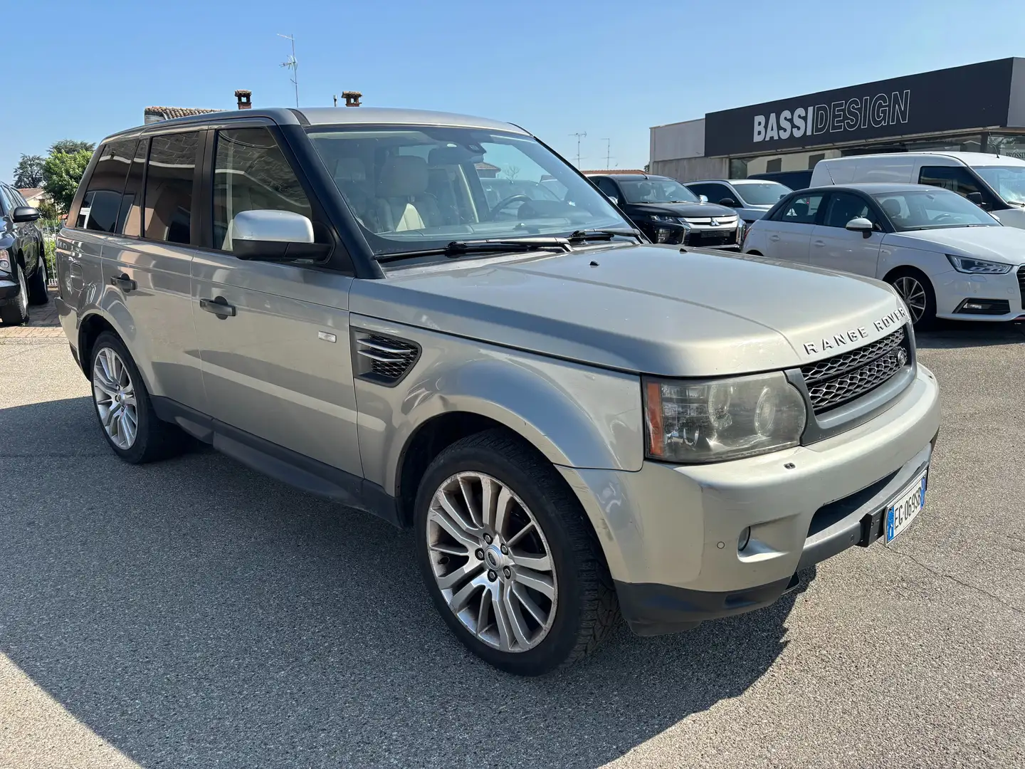 Land Rover Range Rover Sport Range Rover Sport 3.0 tdV6 HSE auto Beige - 2