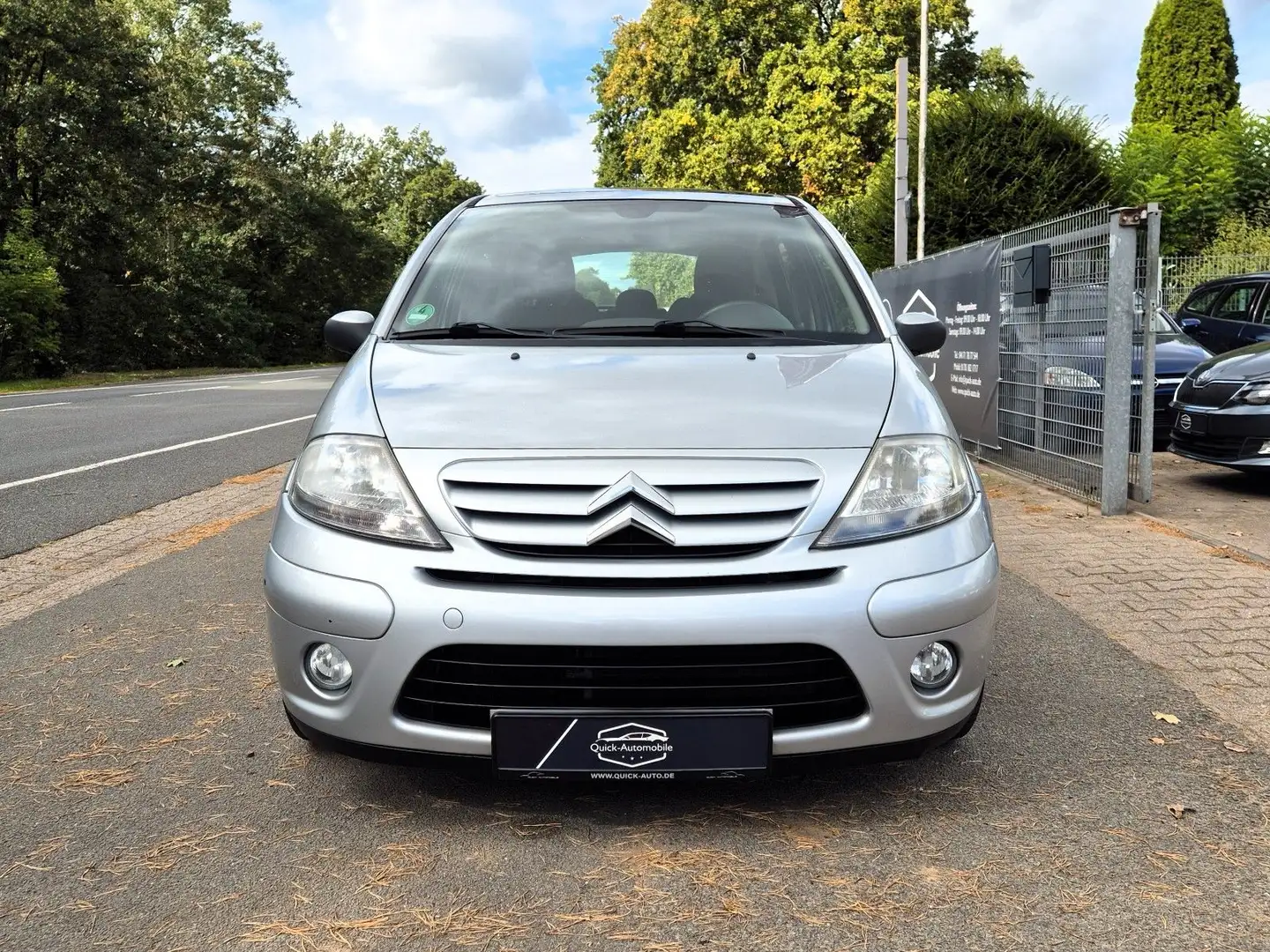 Citroen C3 1.4 Exclusive |1.Hand|HU-neu| Grau - 2