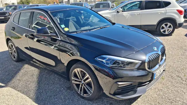 BMW 1 Series view 6