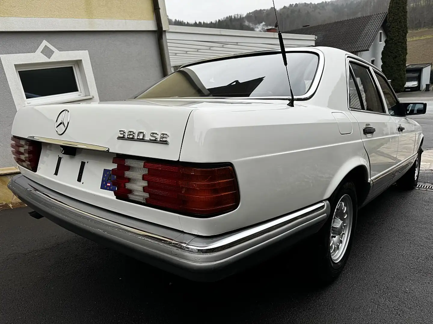 Mercedes-Benz S 380 SE W 126 Pickerl  bis 06/26 + 4 Monate mit Kat Weiß - 2