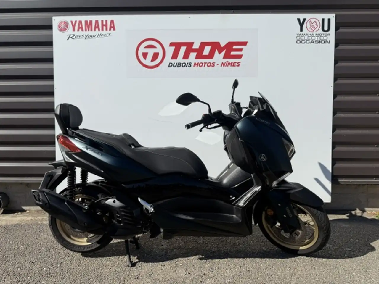 Yamaha X-Max 125
