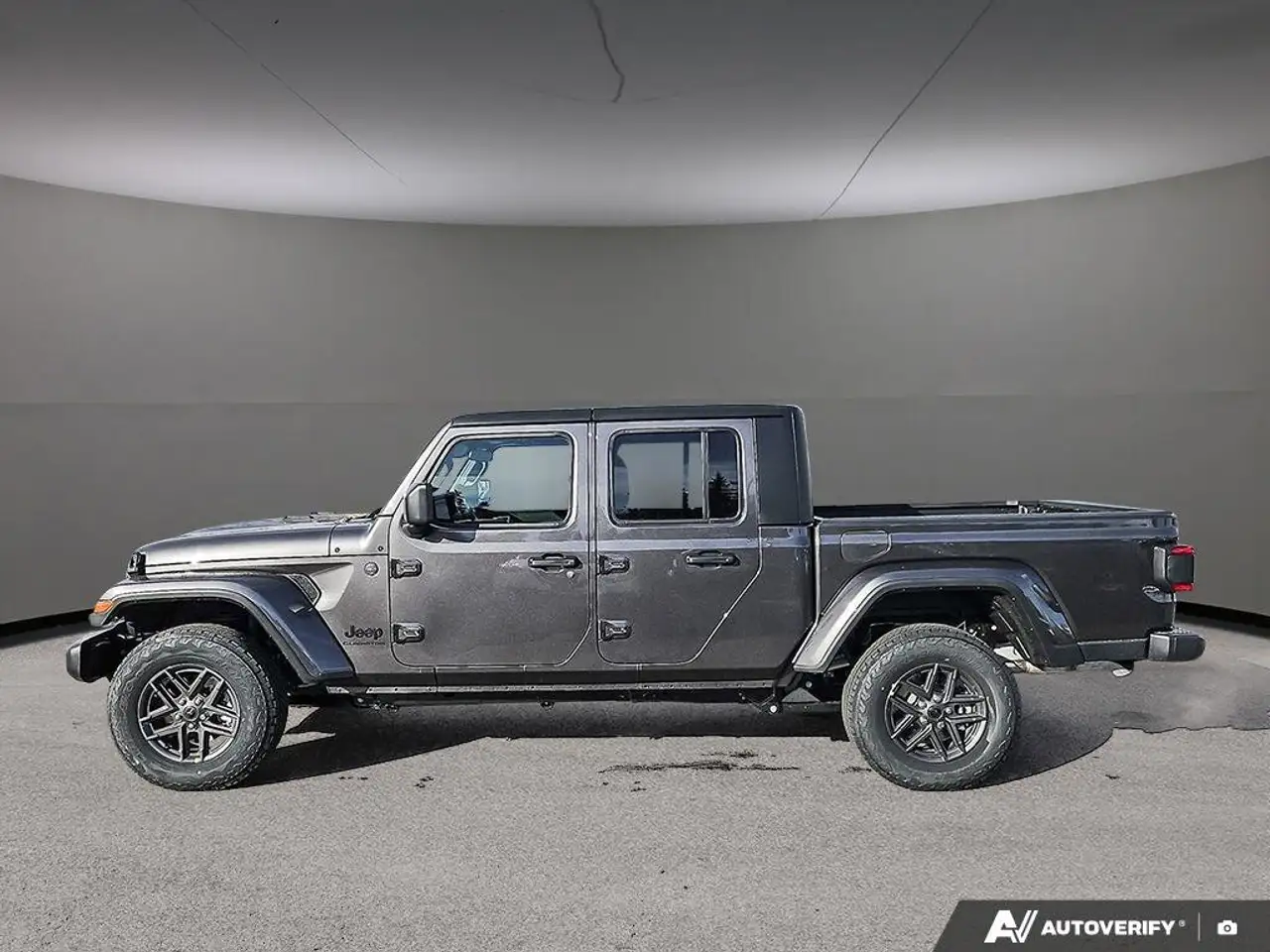 Jeep Gladiator снимка Jeep Gladiator