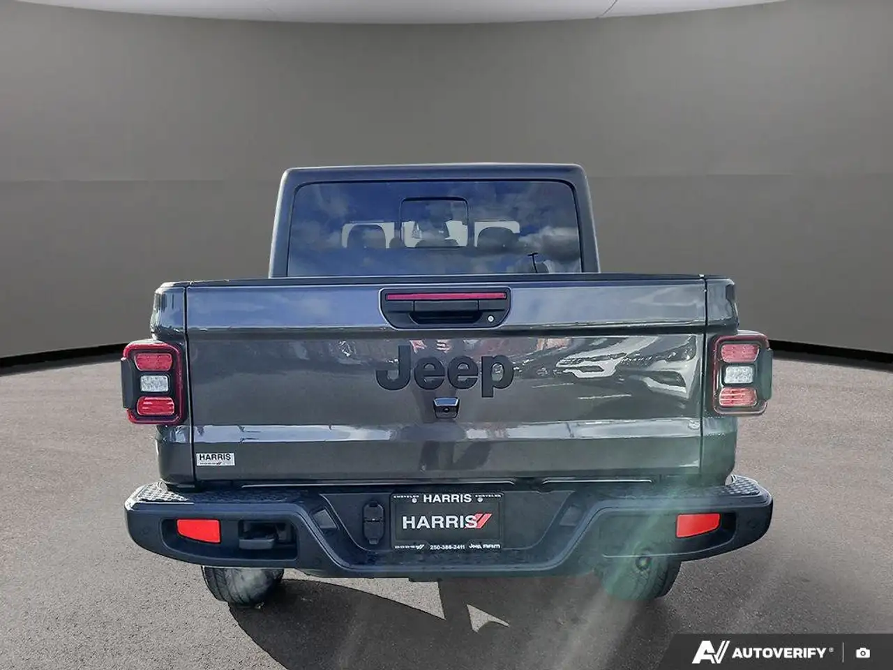 Jeep Gladiator снимка Jeep Gladiator