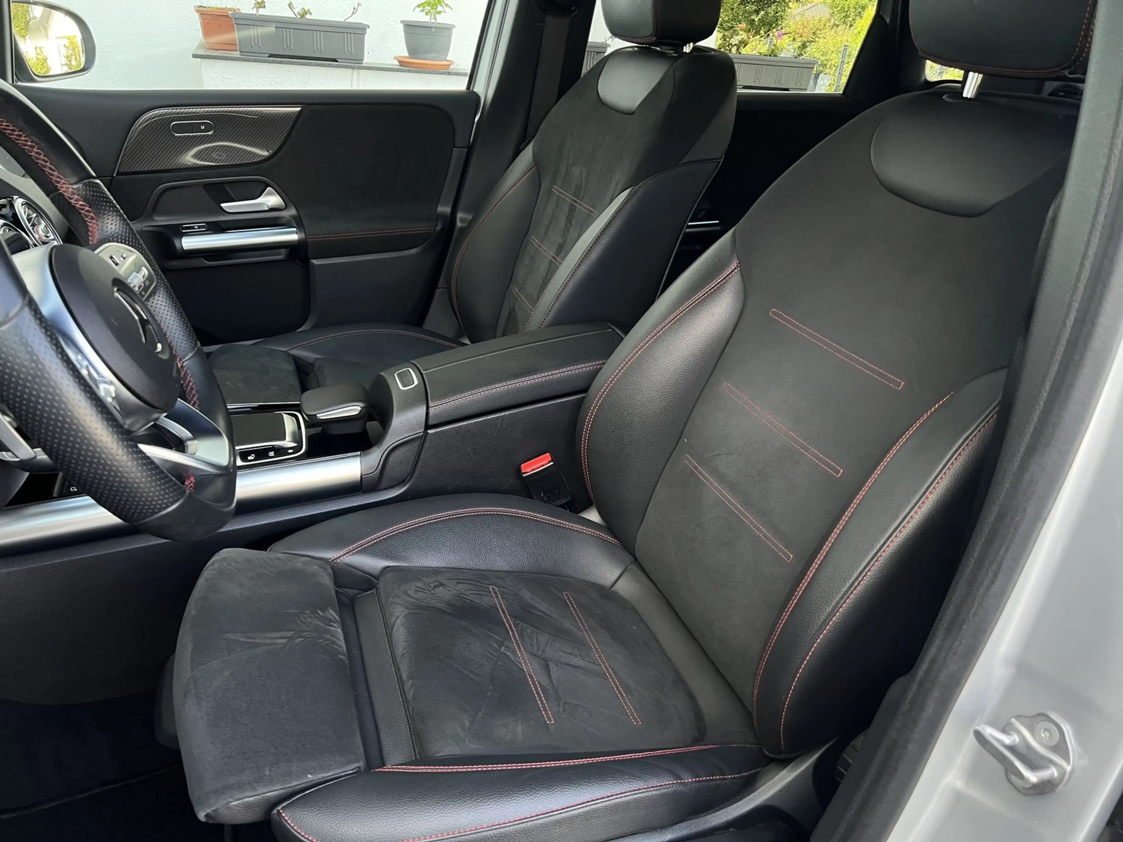 Mercedes-Benz B 220 AMG Line LED NAVI AMBI KAMERA ALU KLIMA — photo 14