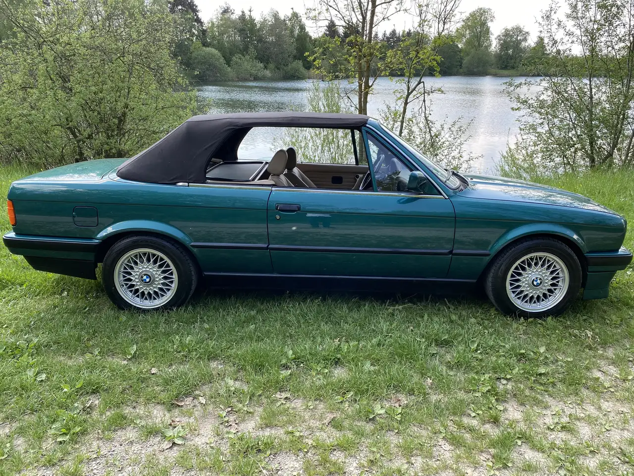 BMW 325i, foto 2