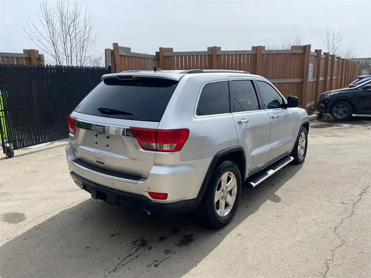 Jeep Grand Cherokee снимка Jeep Grand Cherokee