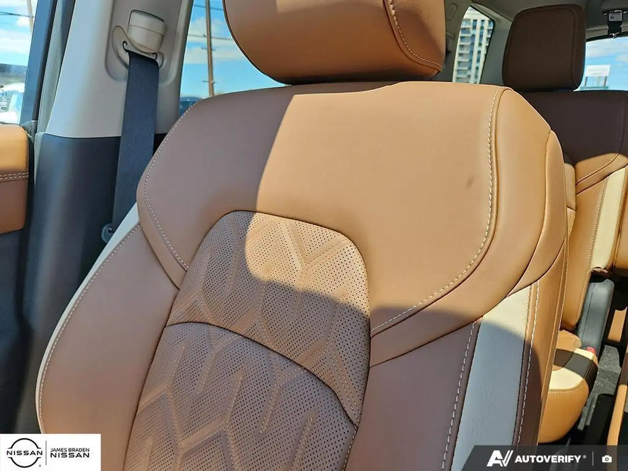 Nissan Pathfinder fotografie Nissan Pathfinder