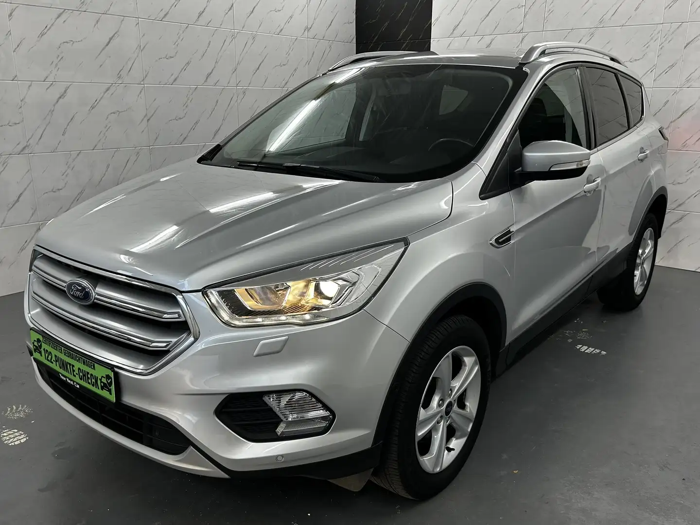 Ford Kuga AHK+Navi+Winter-Paket+Keyless Go+Temp+Touch Argent - 1