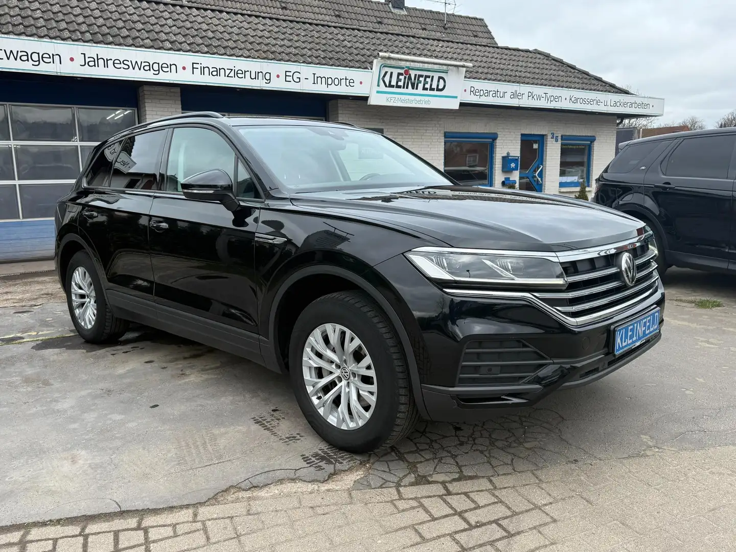 Volkswagen Touareg 3.0 TDI SCR 4Mo.-Tiptr.-"Style"-AHK-LED-Navi-PD... Schwarz - 1