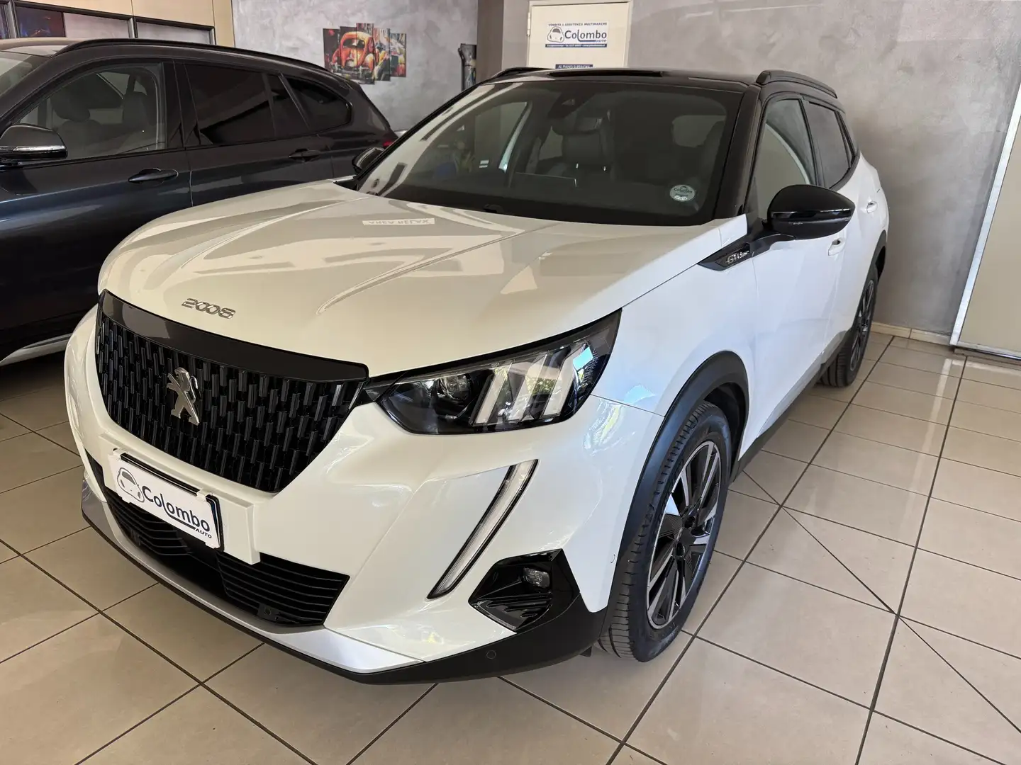 Peugeot 2008 II 1.5 bluehdi GT Line Aut Led Nav App conn (Neop) Bianco - 1