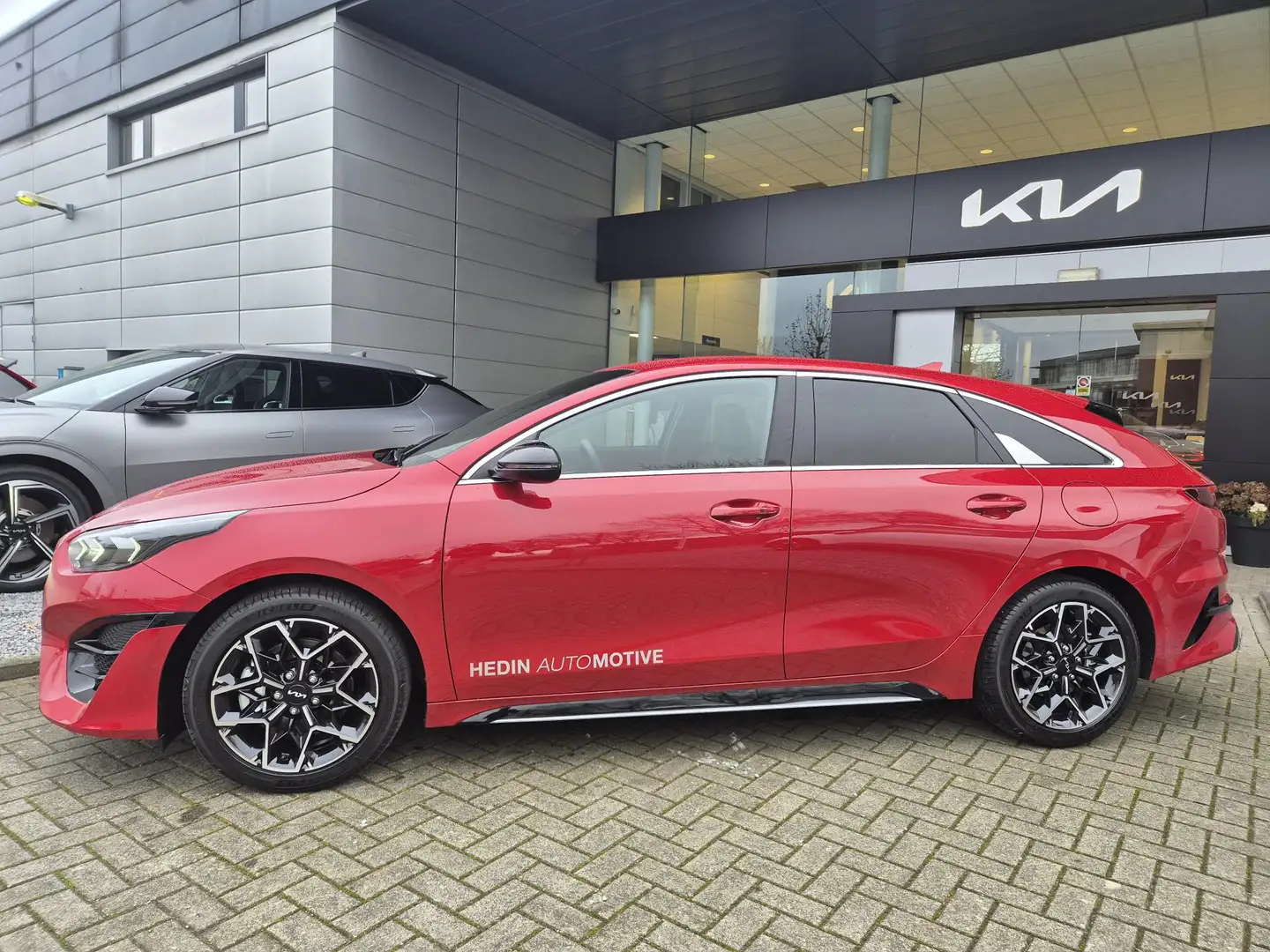 Kia ProCeed / pro_cee'd 1.5 T-GDi GT-PlusLine | direct leverbaar | nieuwe Rood - 2