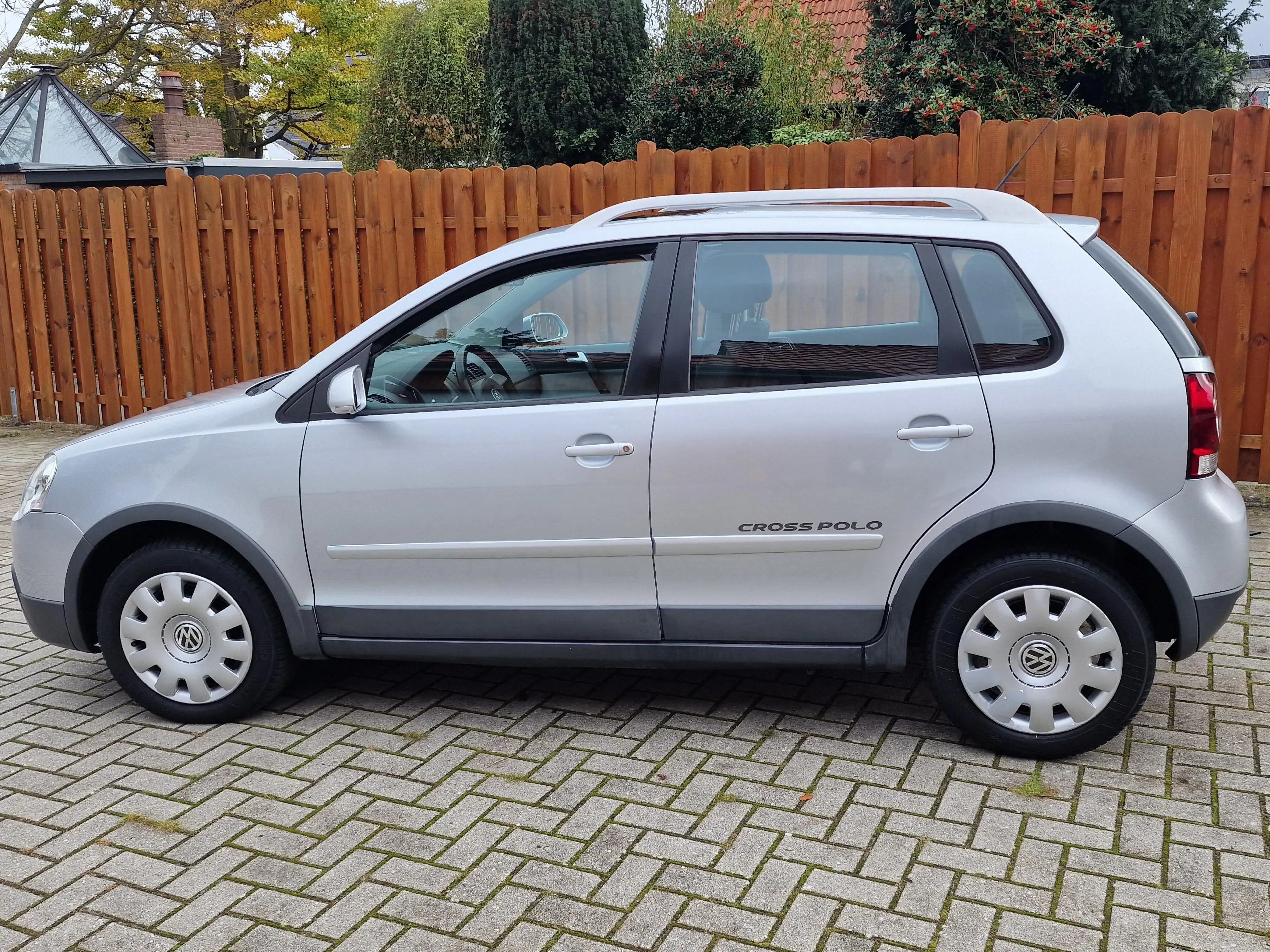 Volkswagen Polo Cross Automatik Tüv bis 10/27 Zahnriemen NEU — photo 4