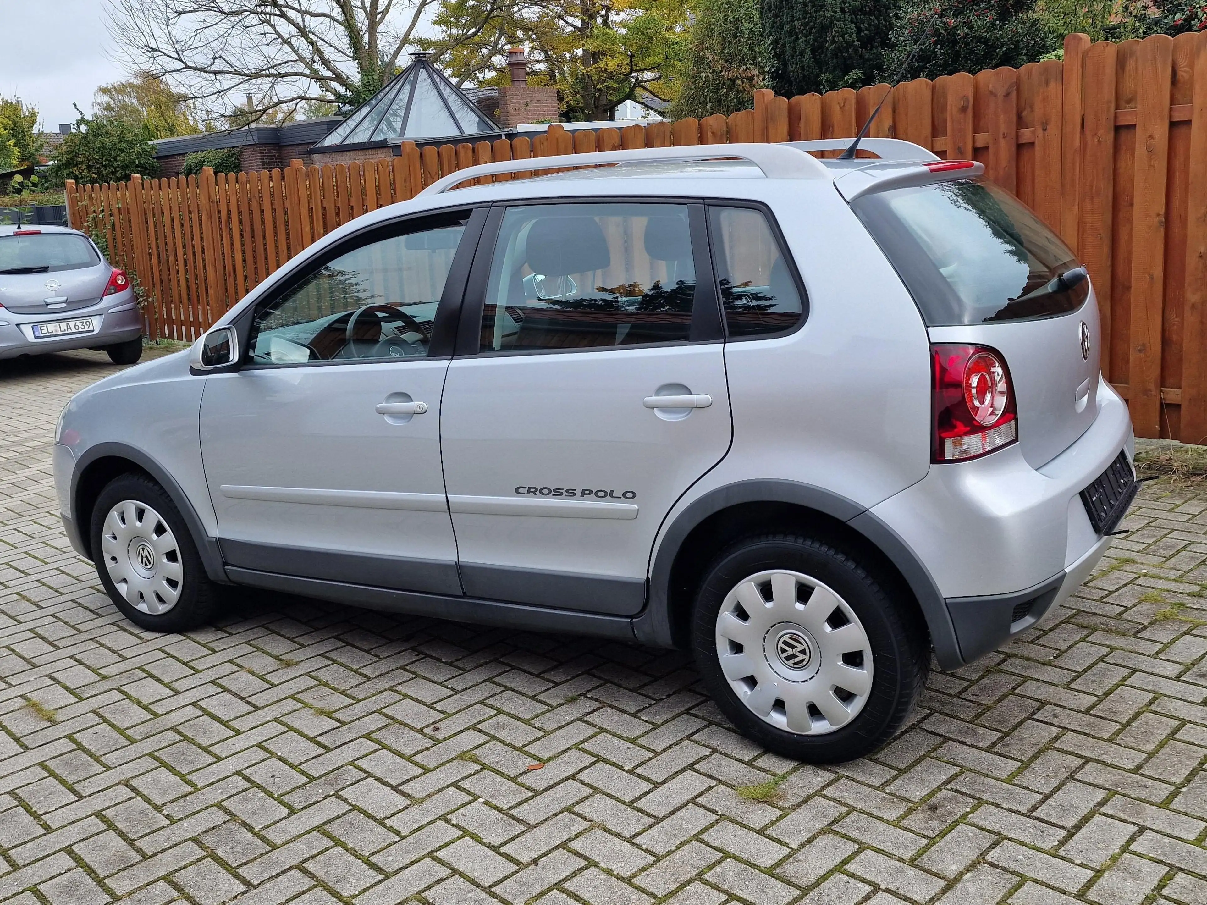 Volkswagen Polo Cross Automatik Tüv bis 10/27 Zahnriemen NEU — photo 5