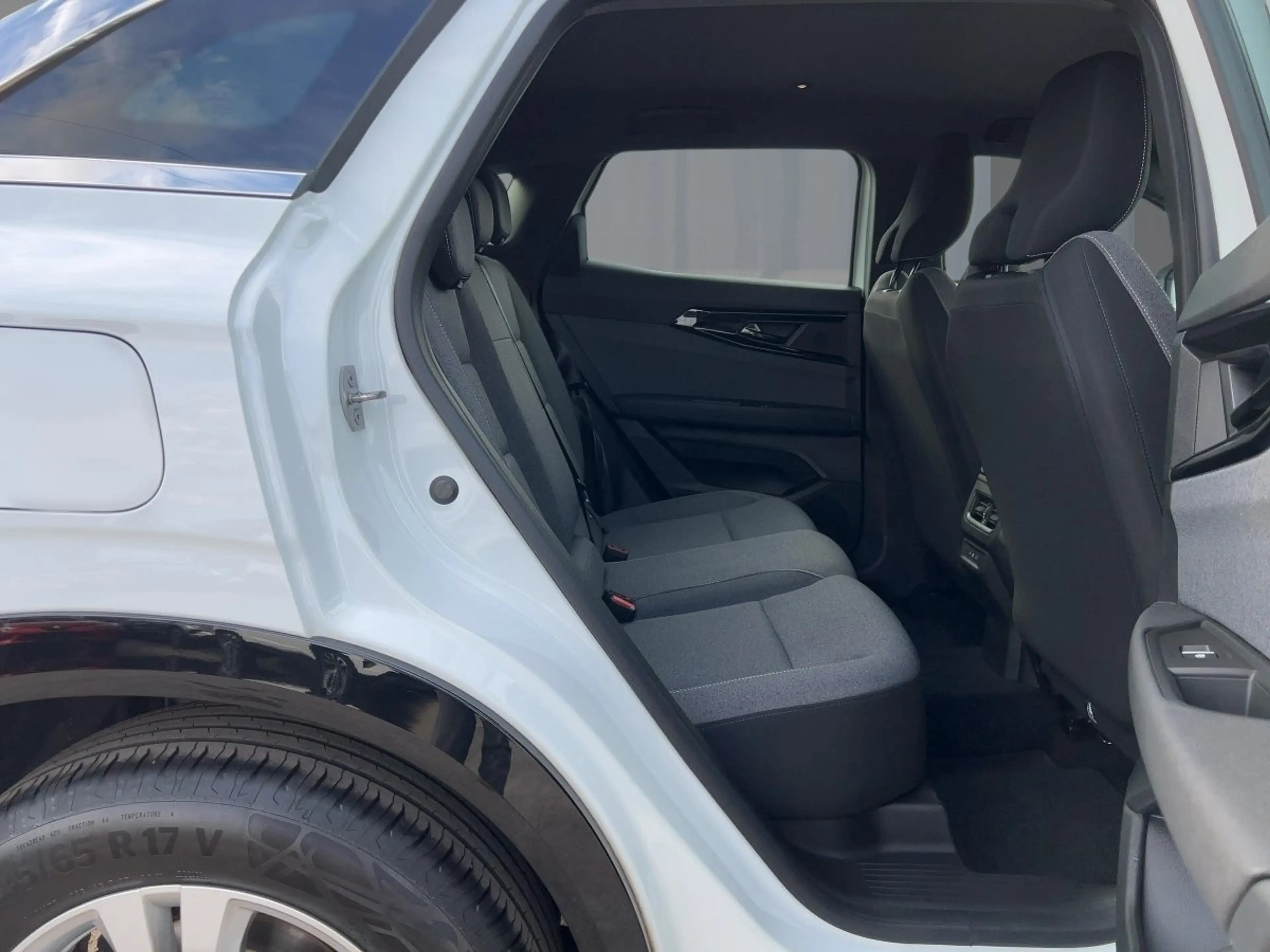 Renault Austral EVOLUTION TCe 160 AUTOMATIK NAVIGATION — photo 9