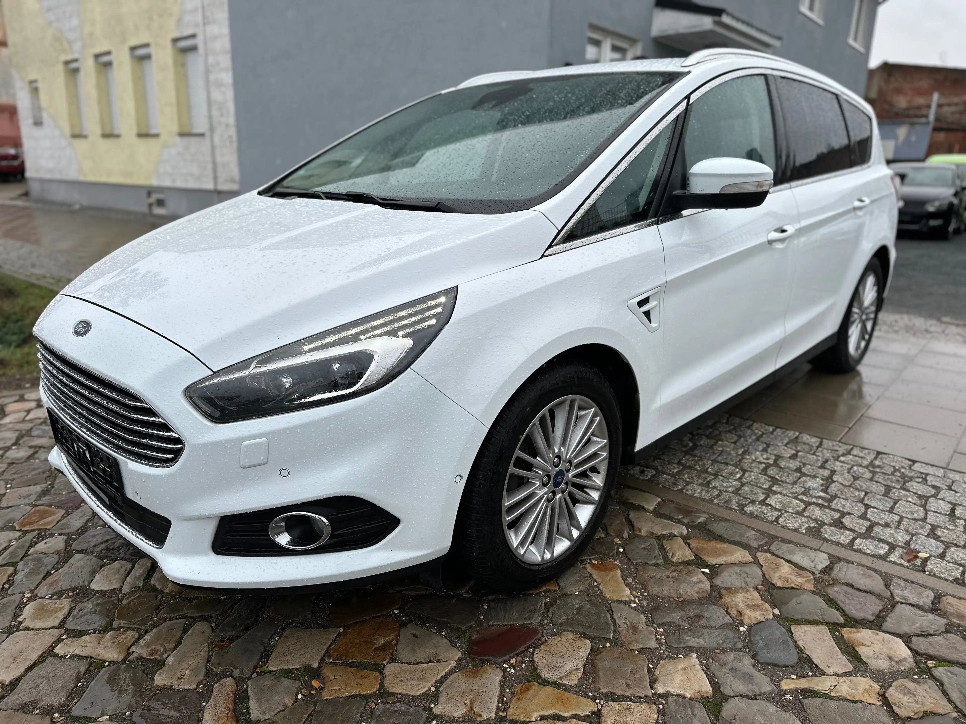 Ford S-Max Titanium VOLL AUSSTATTUNG