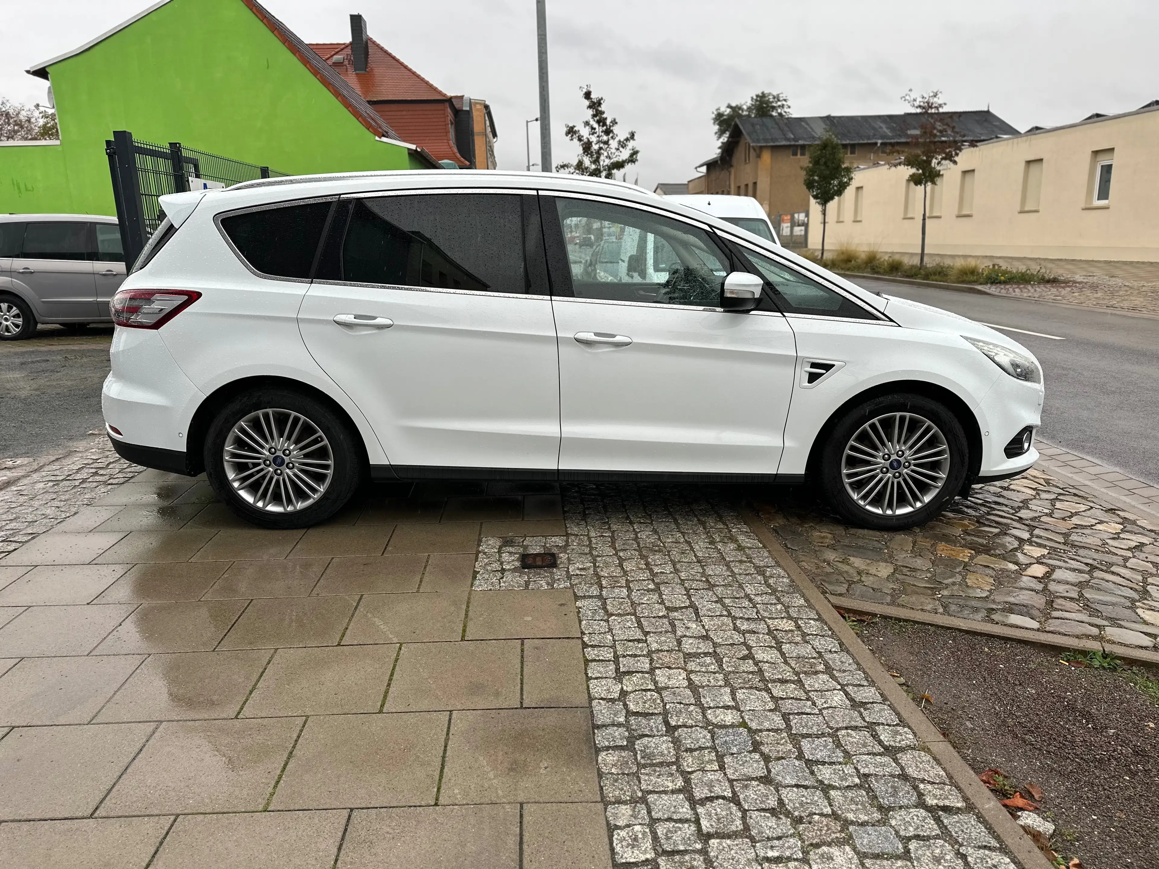Ford S-Max Titanium VOLL AUSSTATTUNG — photo 3