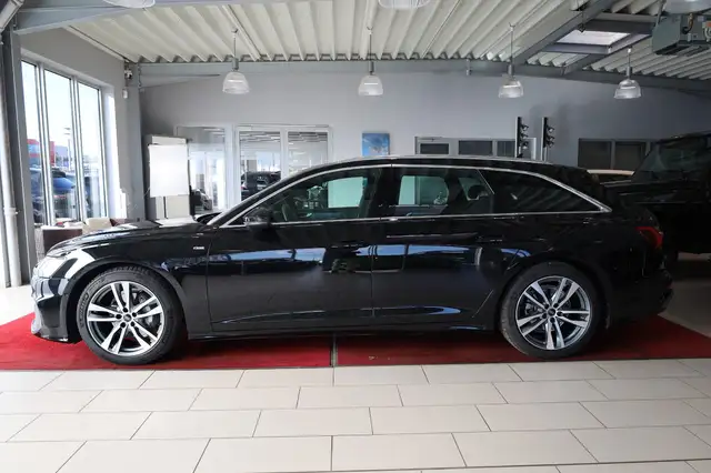 Audi A6 Avant view 3