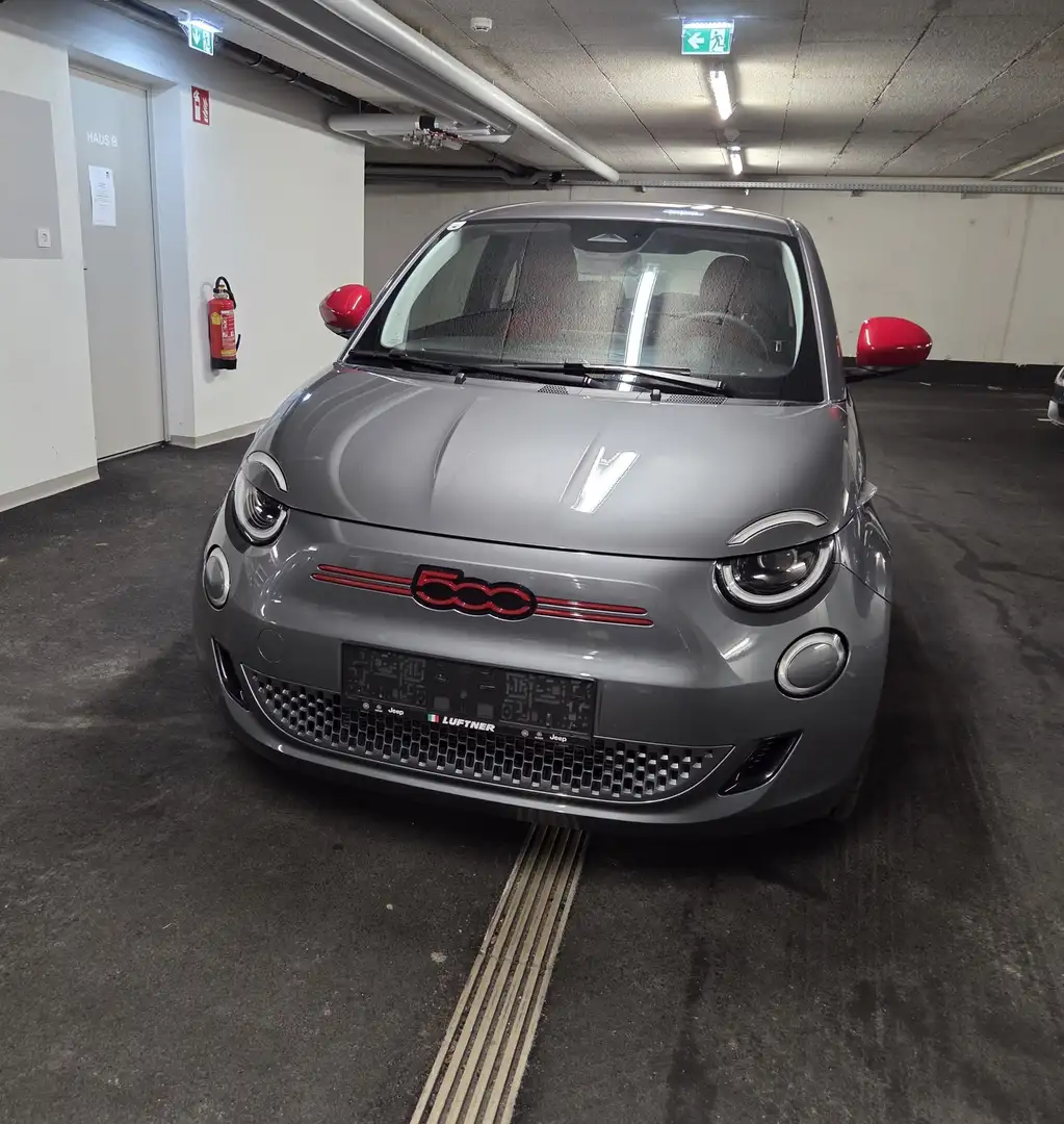 Fiat 500e RED Grau - 1