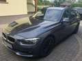 BMW 320 320d Touring xDrive Grau - thumbnail 1